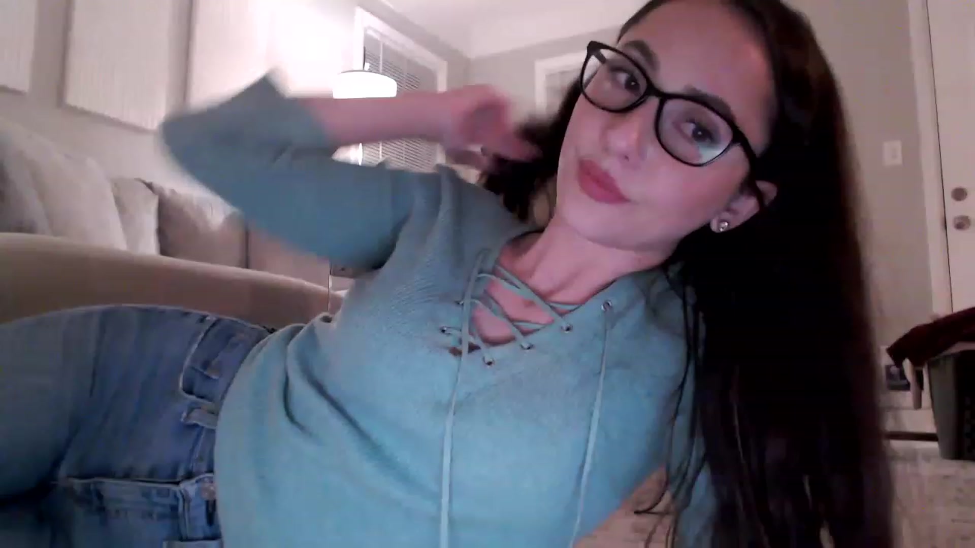 Gallery image thumbnail from Lust_4_Life's myfreecams stream on, 12/11/2022, 23:15 image 17 of 20