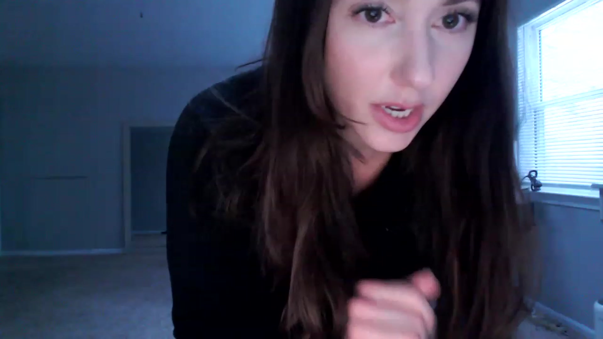 Gallery image thumbnail from Lust_4_Life's myfreecams stream on, 12/23/2022, 22:22 image 3 of 20
