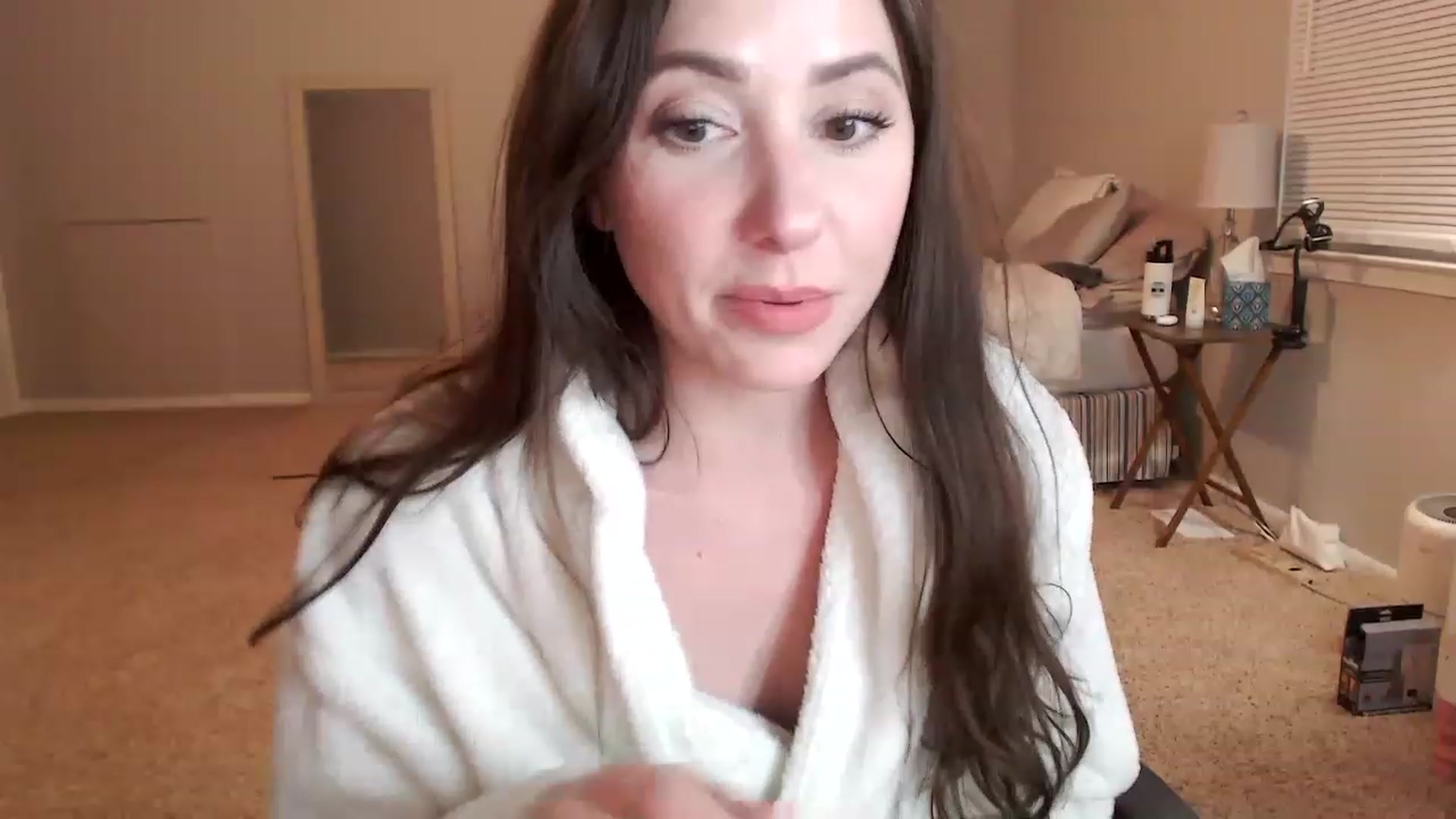 Gallery image thumbnail from Lust_4_Life's myfreecams stream on, 12/30/2022, 24:13 image 3 of 20