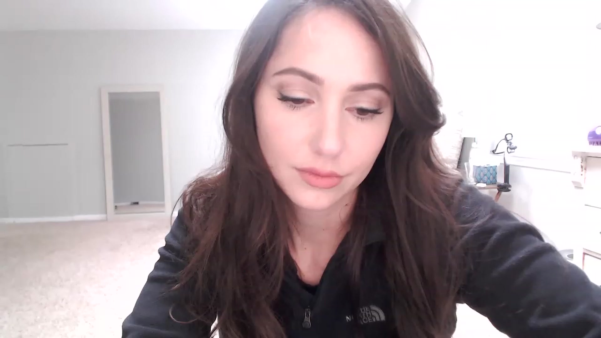 Gallery image thumbnail from Lust_4_Life's myfreecams stream on, 01/05/2023, 17:38 image 2 of 20