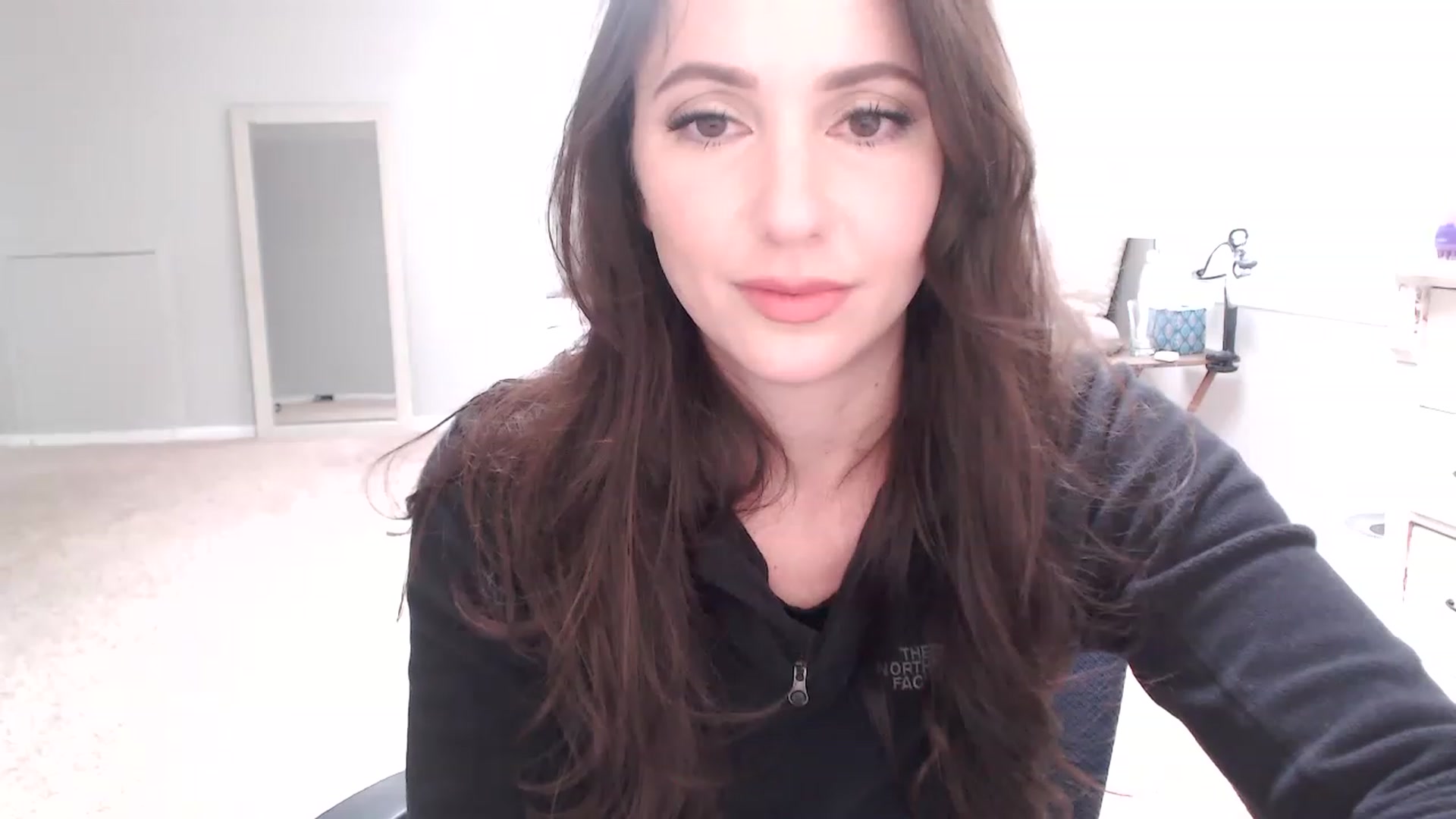Gallery image thumbnail from Lust_4_Life's myfreecams stream on, 01/05/2023, 17:38 image 8 of 20