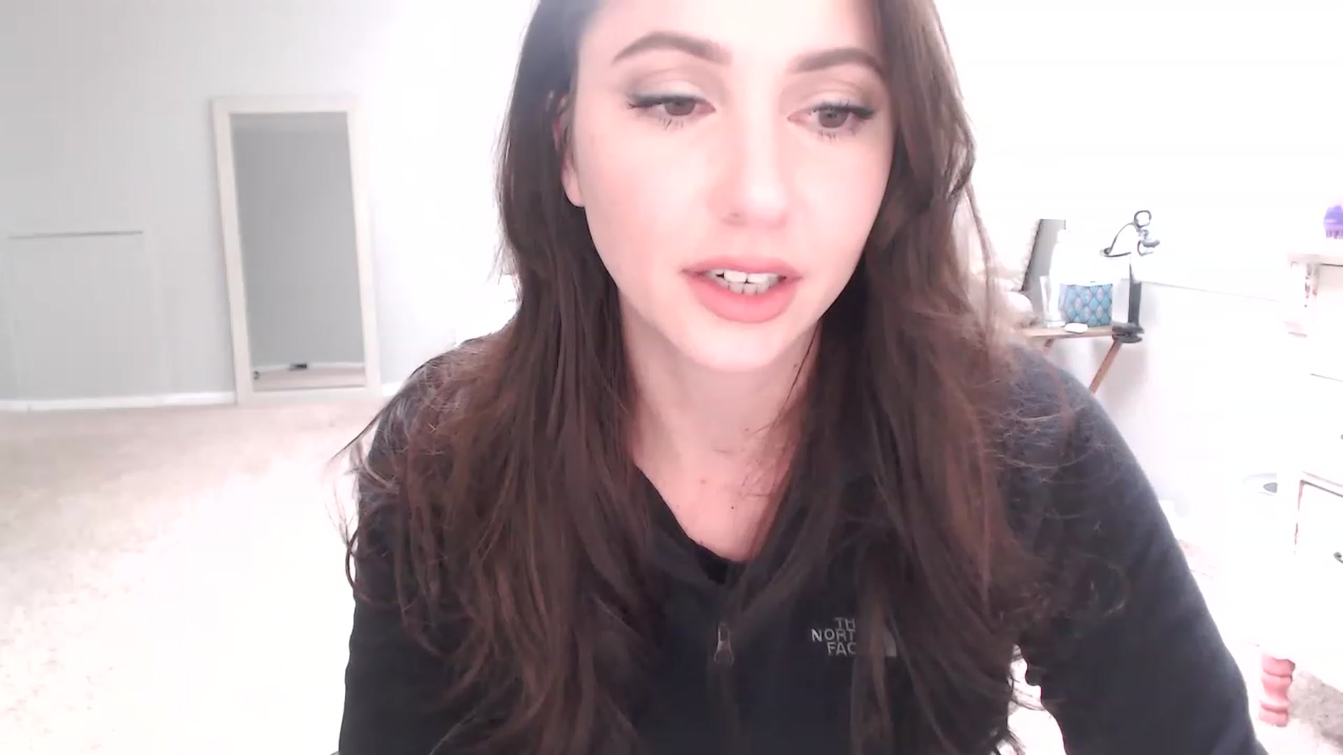 Gallery image thumbnail from Lust_4_Life's myfreecams stream on, 01/05/2023, 17:38 image 16 of 20