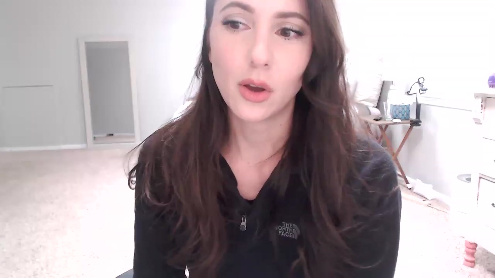 Gallery image thumbnail from Lust_4_Life's myfreecams stream on, 01/05/2023, 17:38 image 13 of 20