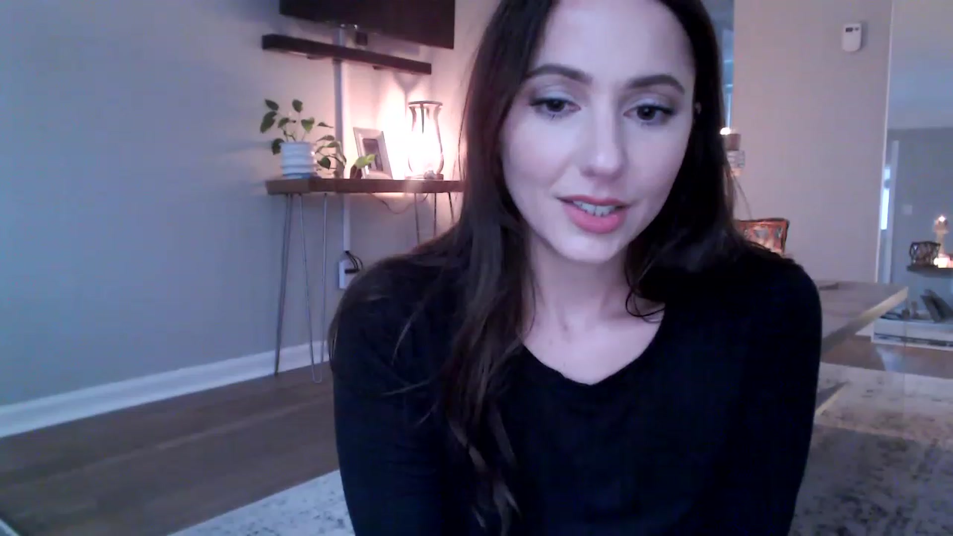 Gallery image thumbnail from Lust_4_Life's myfreecams stream on, 01/05/2023, 20:50 image 18 of 20