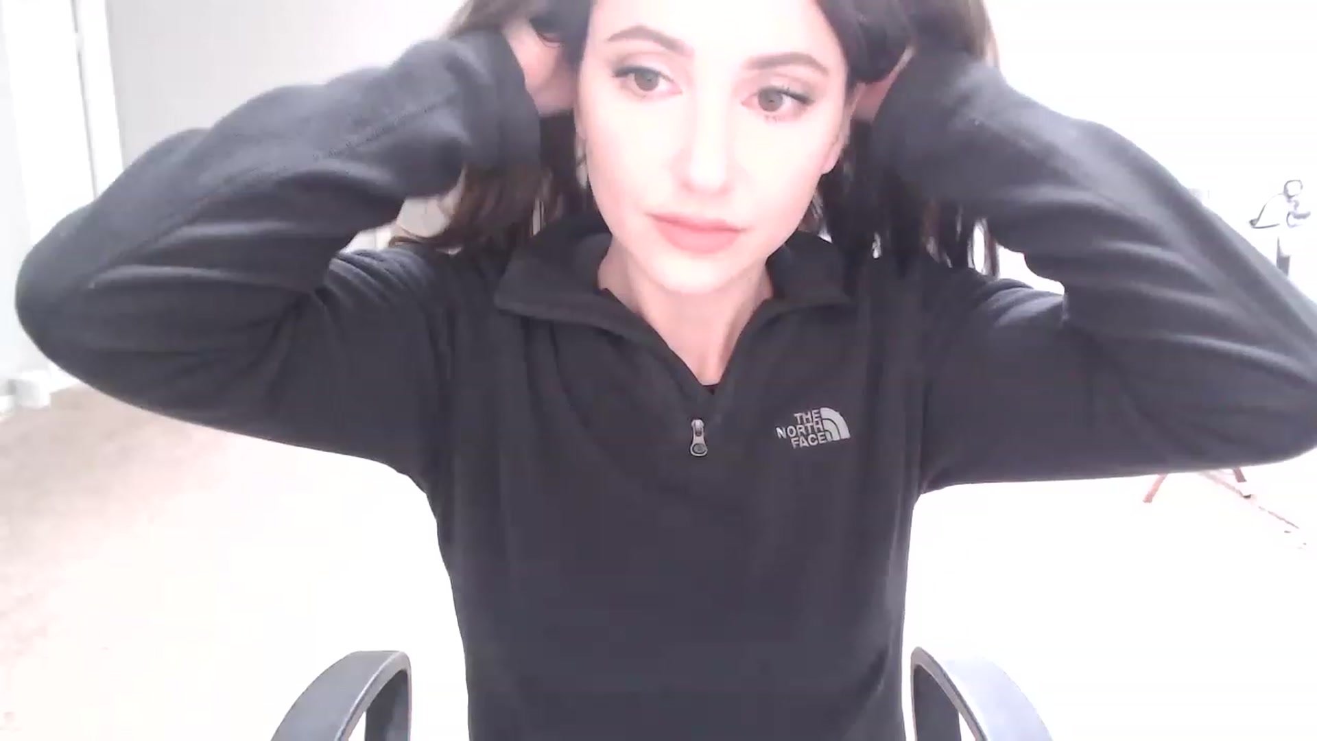 Gallery image thumbnail from Lust_4_Life's myfreecams stream on, 01/05/2023, 20:50 image 3 of 20