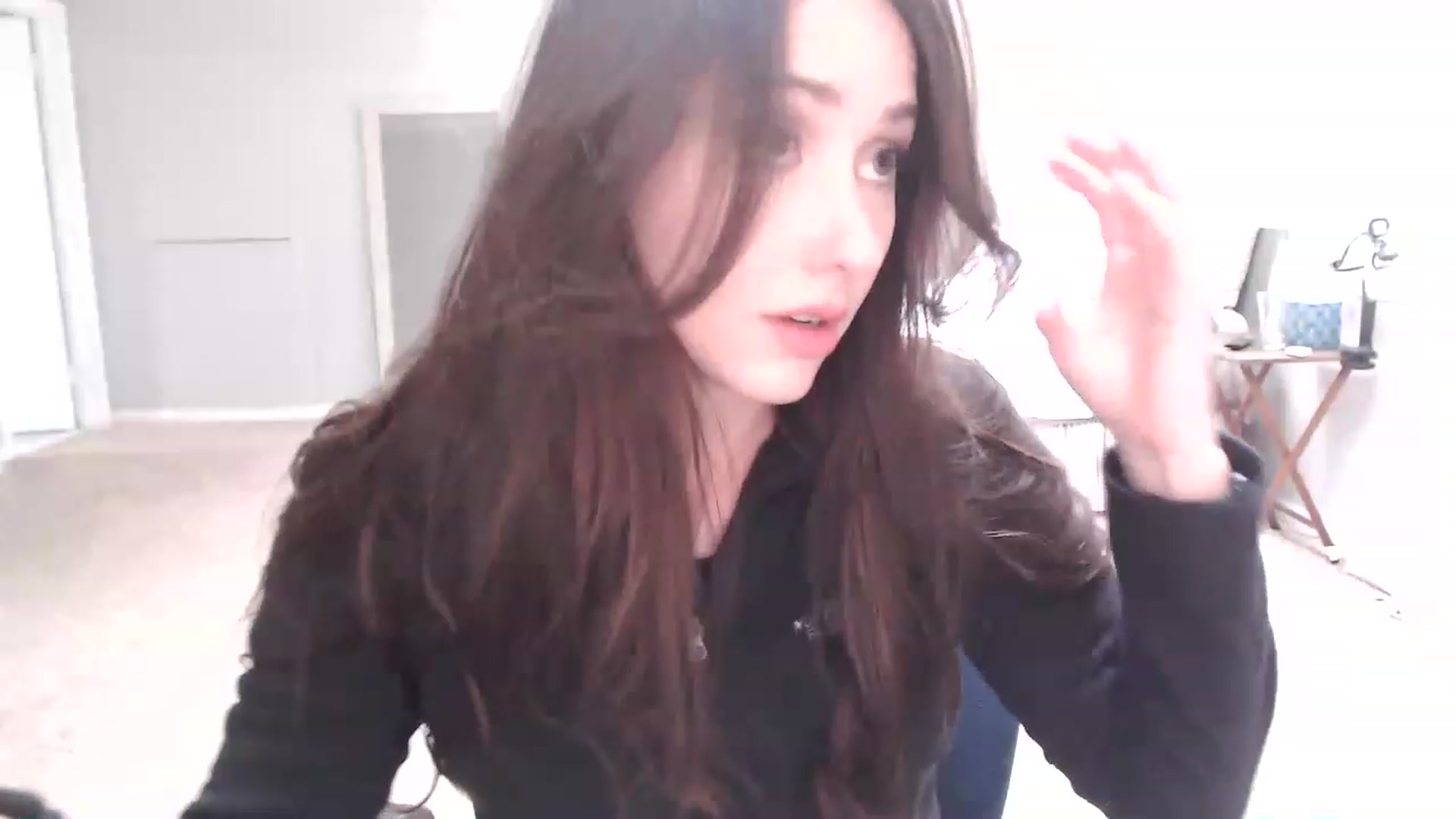Gallery image thumbnail from Lust_4_Life's myfreecams stream on, 01/05/2023, 20:50 image 8 of 20