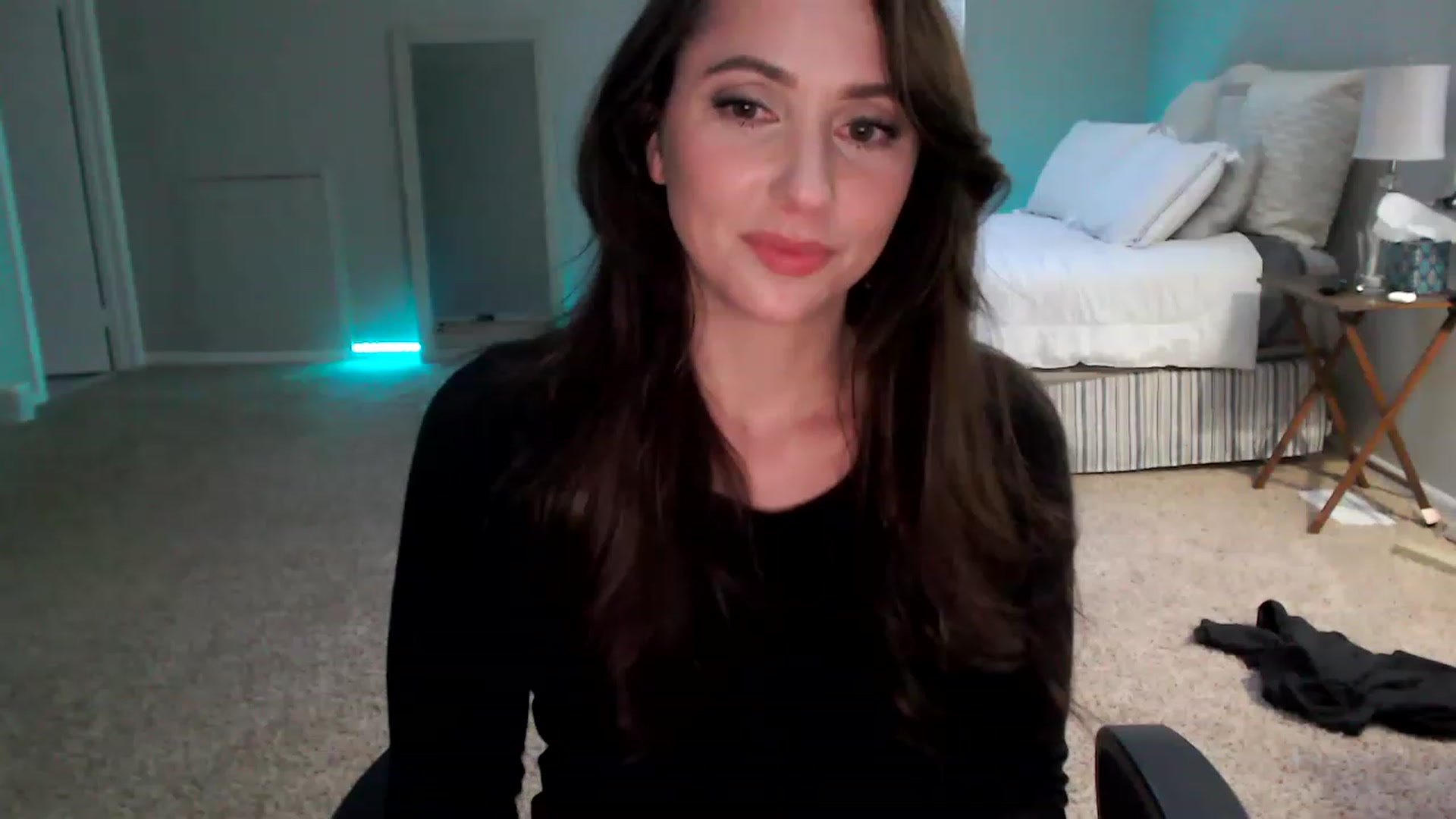 Gallery image thumbnail from Lust_4_Life's myfreecams stream on, 01/05/2023, 22:13 image 19 of 20