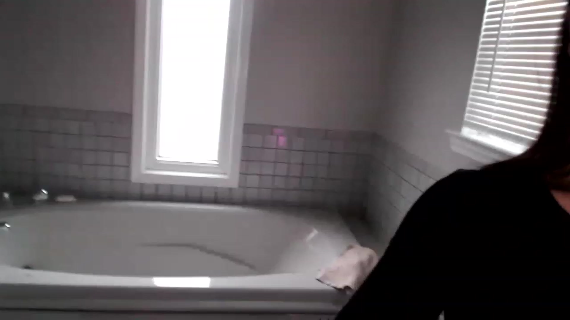 Gallery image thumbnail from Lust_4_Life's myfreecams stream on, 01/05/2023, 22:13 image 15 of 20