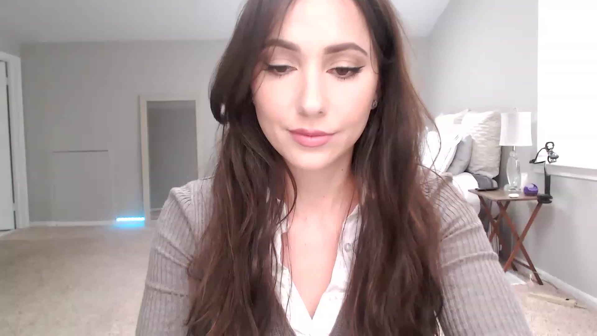 Gallery image thumbnail from Lust_4_Life's myfreecams stream on, 01/07/2023, 18:16 image 7 of 20