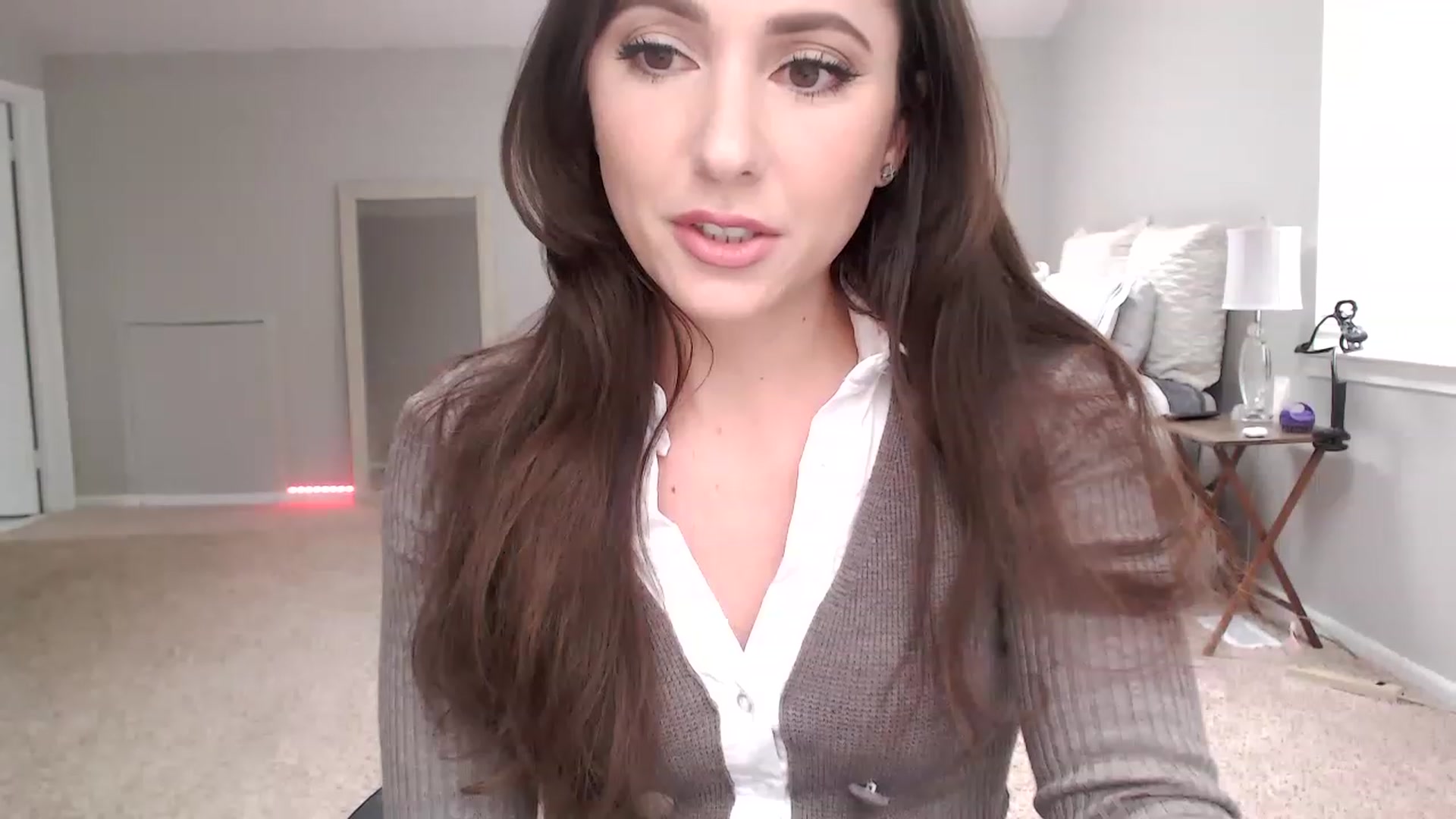 Gallery image thumbnail from Lust_4_Life's myfreecams stream on, 01/07/2023, 18:16 image 20 of 20