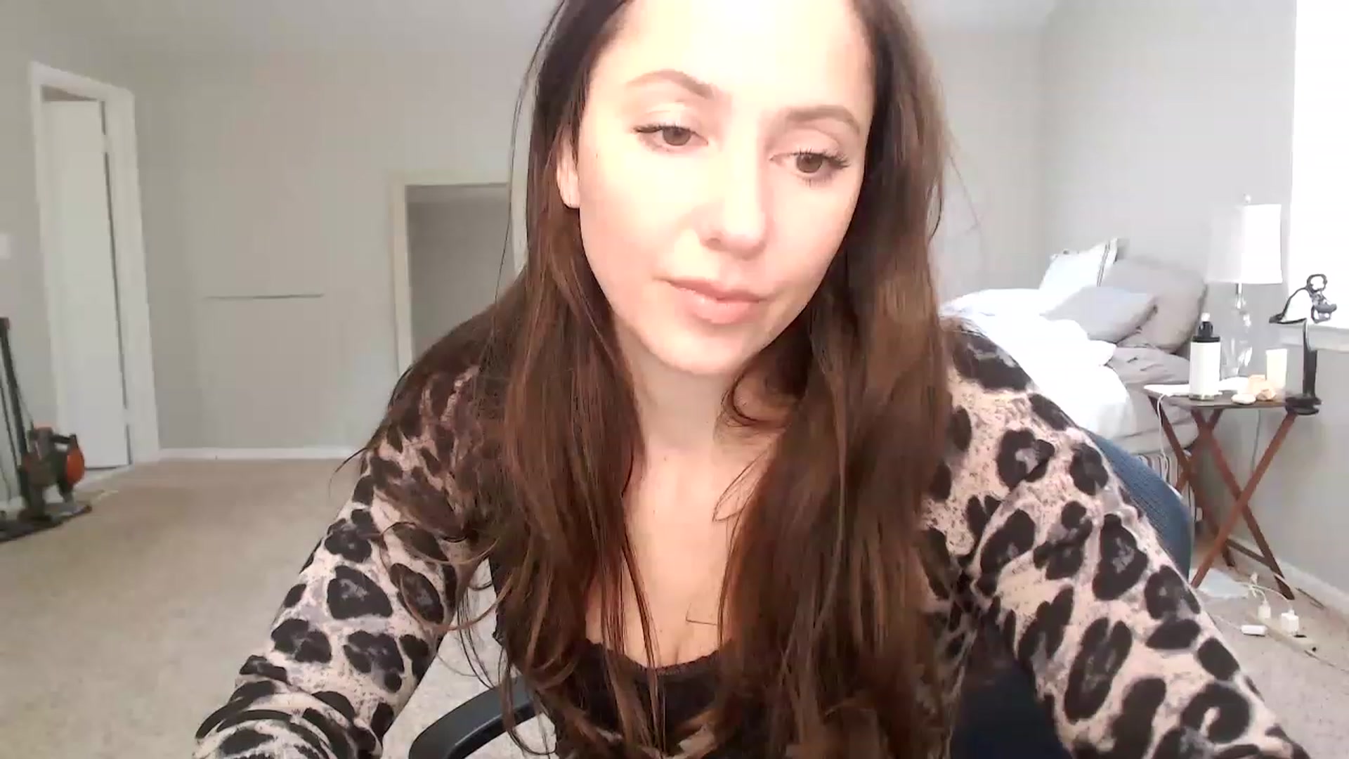 Gallery image thumbnail from Lust_4_Life's myfreecams stream on, 01/09/2023, 16:25 image 19 of 20