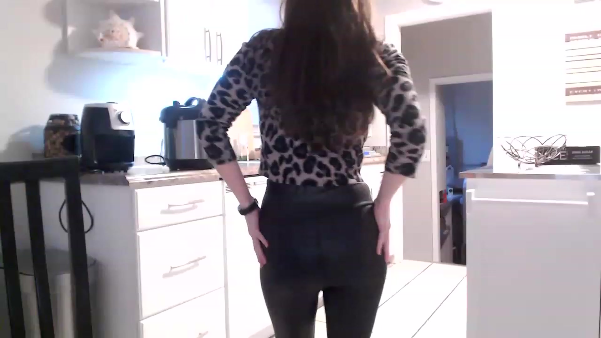 Gallery image thumbnail from Lust_4_Life's myfreecams stream on, 01/09/2023, 23:12 image 3 of 20