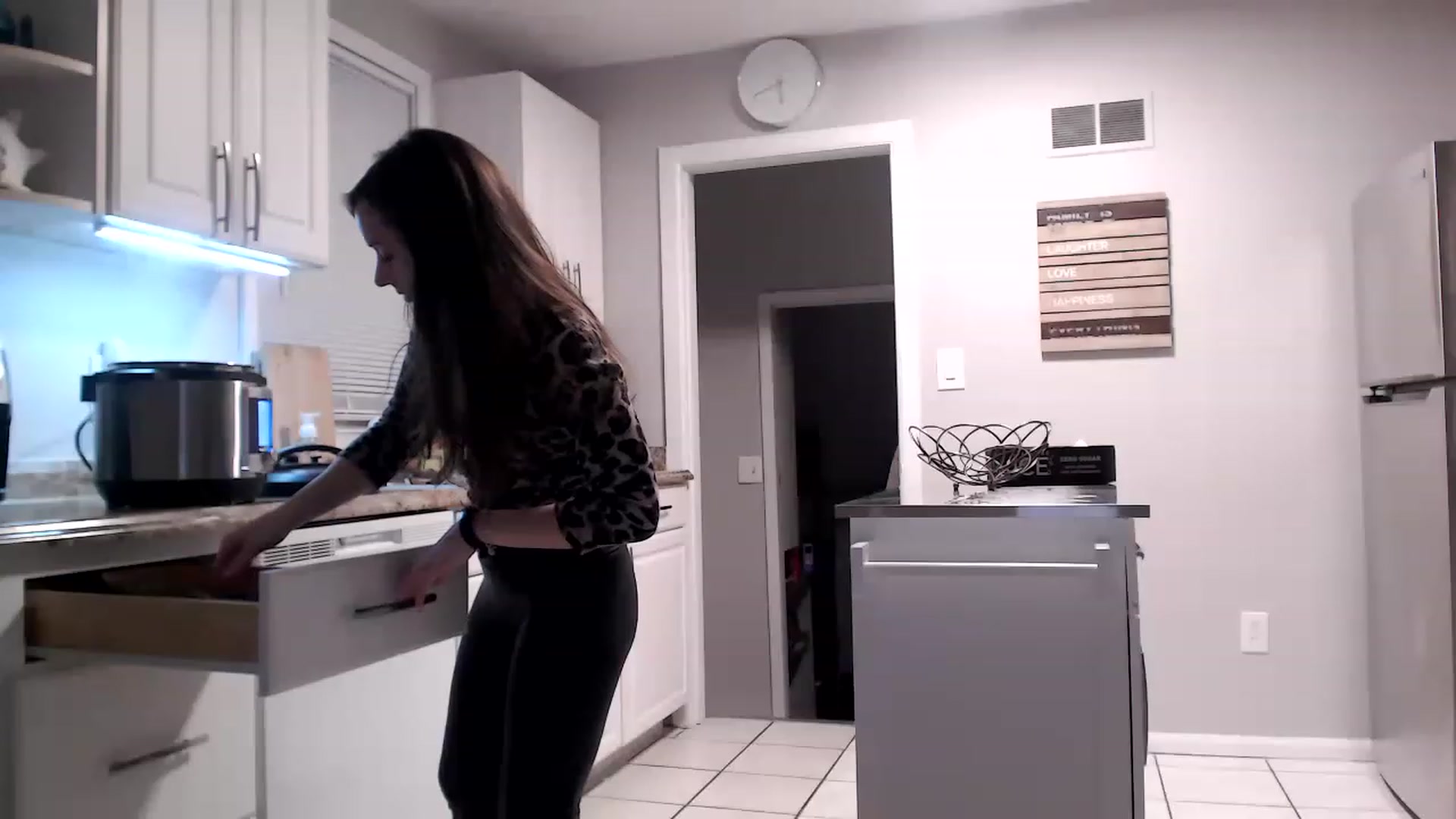 Gallery image thumbnail from Lust_4_Life's myfreecams stream on, 01/09/2023, 23:12 image 12 of 20