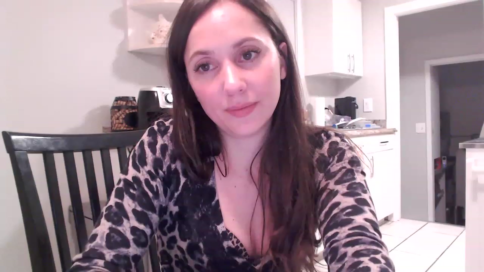Gallery image thumbnail from Lust_4_Life's myfreecams stream on, 01/10/2023, 24:23 image 1 of 20