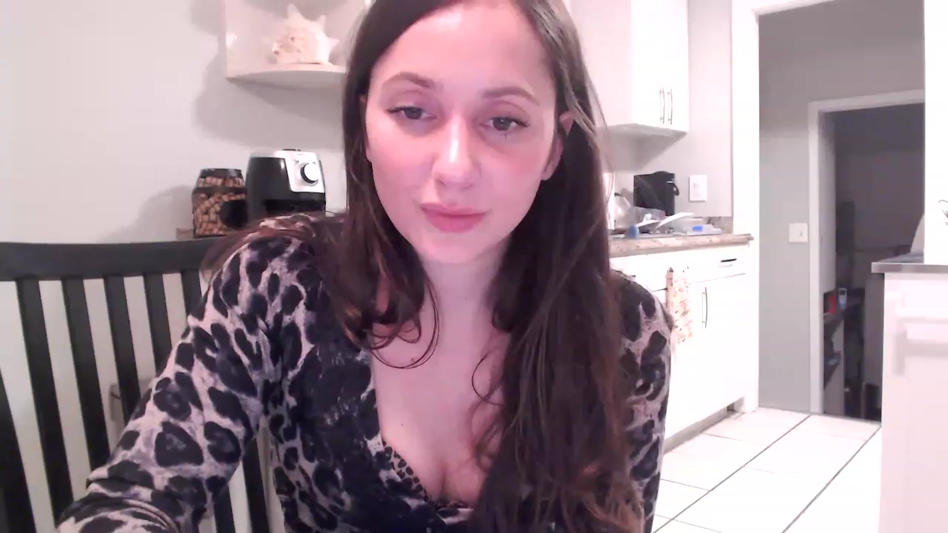 Gallery image thumbnail from Lust_4_Life's myfreecams stream on, 01/10/2023, 24:23 image 16 of 20