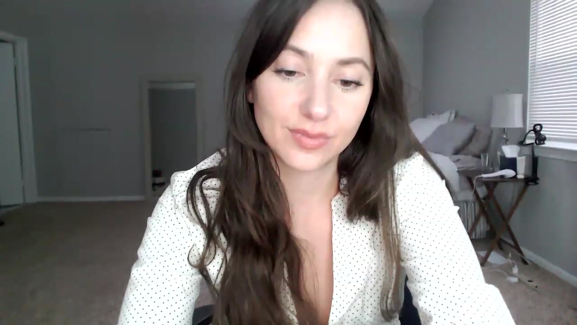 Gallery image thumbnail from Lust_4_Life's myfreecams stream on, 01/10/2023, 22:16 image 12 of 20