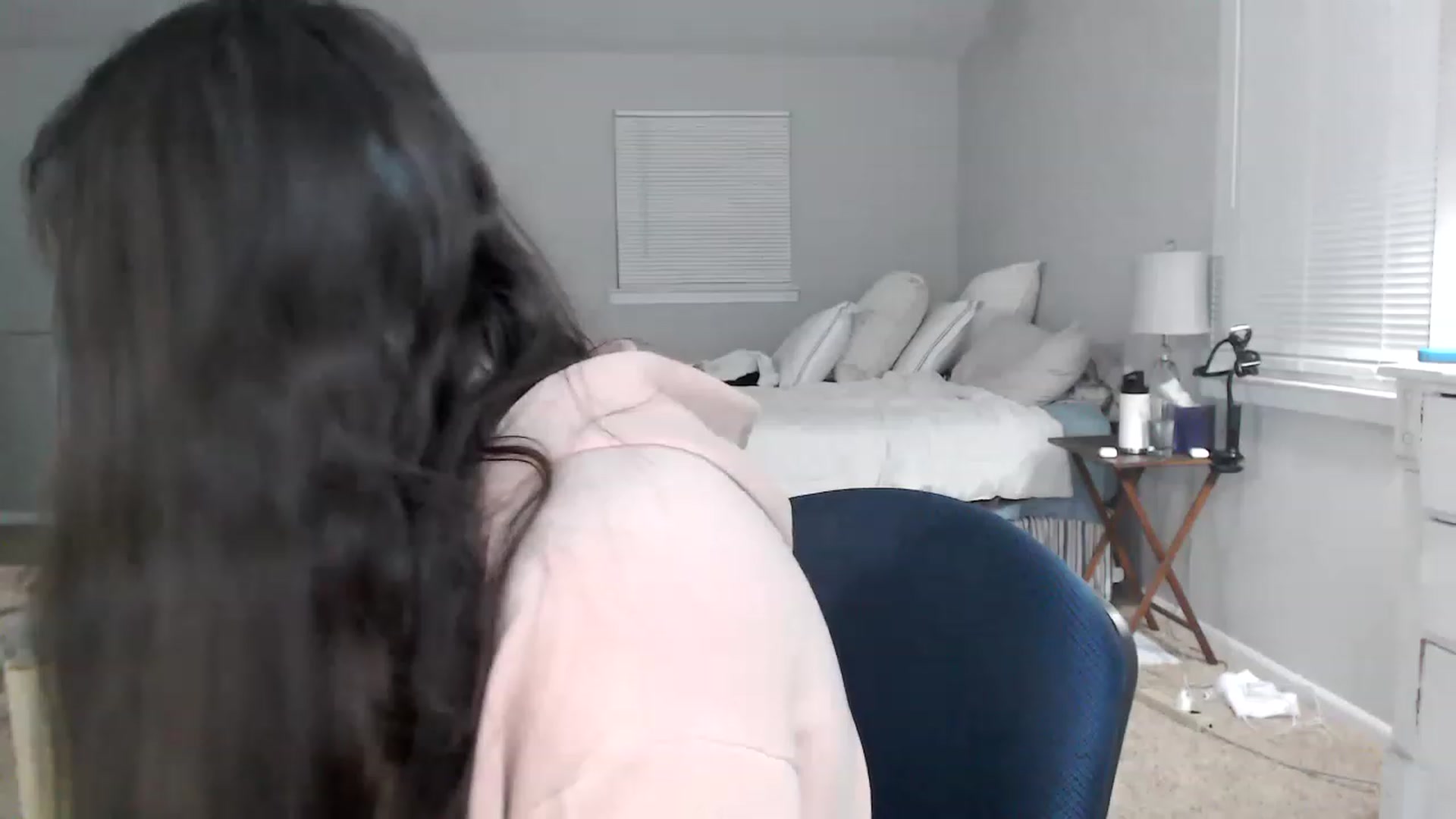 Gallery image thumbnail from Lust_4_Life's myfreecams stream on, 01/16/2023, 24:25 image 16 of 20