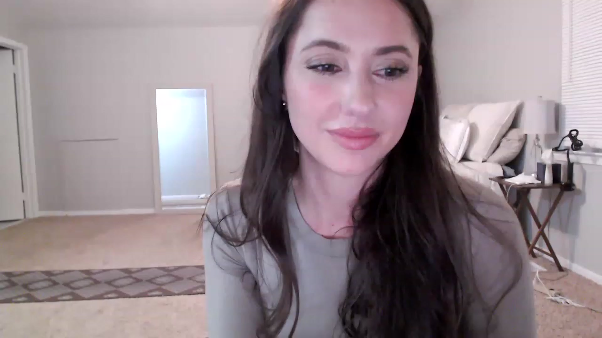 Gallery image thumbnail from Lust_4_Life's myfreecams stream on, 01/31/2023, 24:32 image 8 of 20