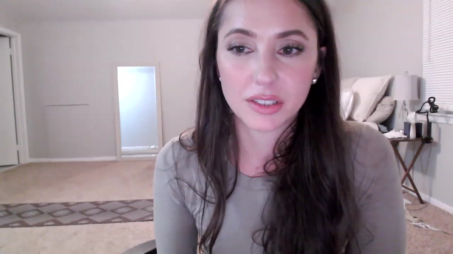 Gallery image thumbnail from Lust_4_Life's myfreecams stream on, 01/31/2023, 24:32 image 11 of 20