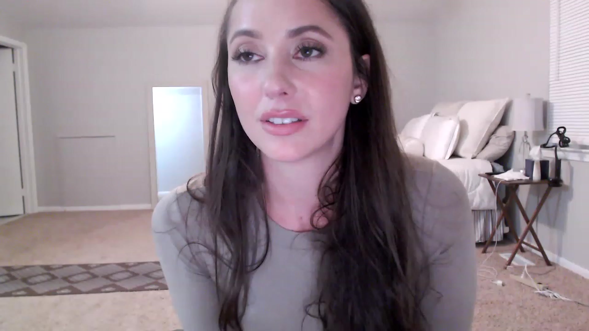 Gallery image thumbnail from Lust_4_Life's myfreecams stream on, 01/31/2023, 24:32 image 10 of 20