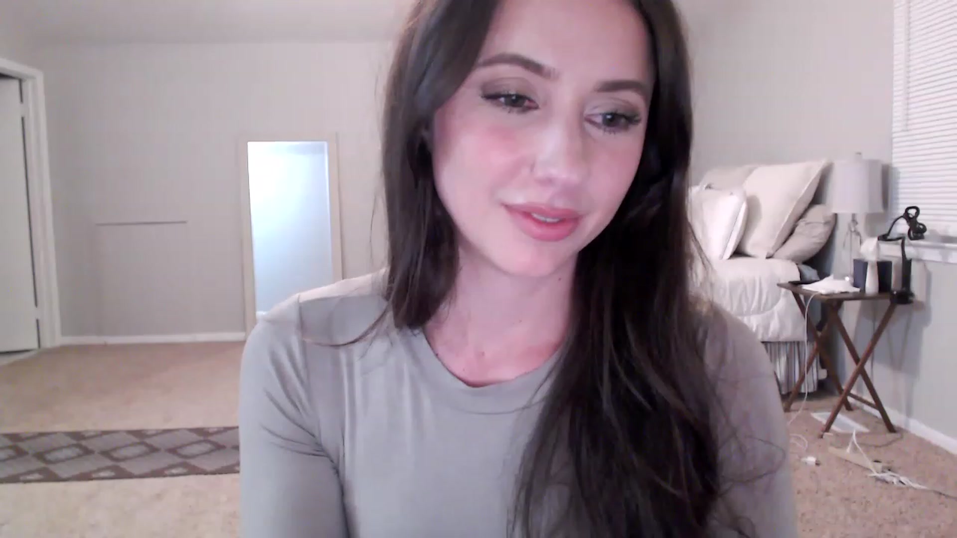Gallery image thumbnail from Lust_4_Life's myfreecams stream on, 01/31/2023, 24:32 image 2 of 20