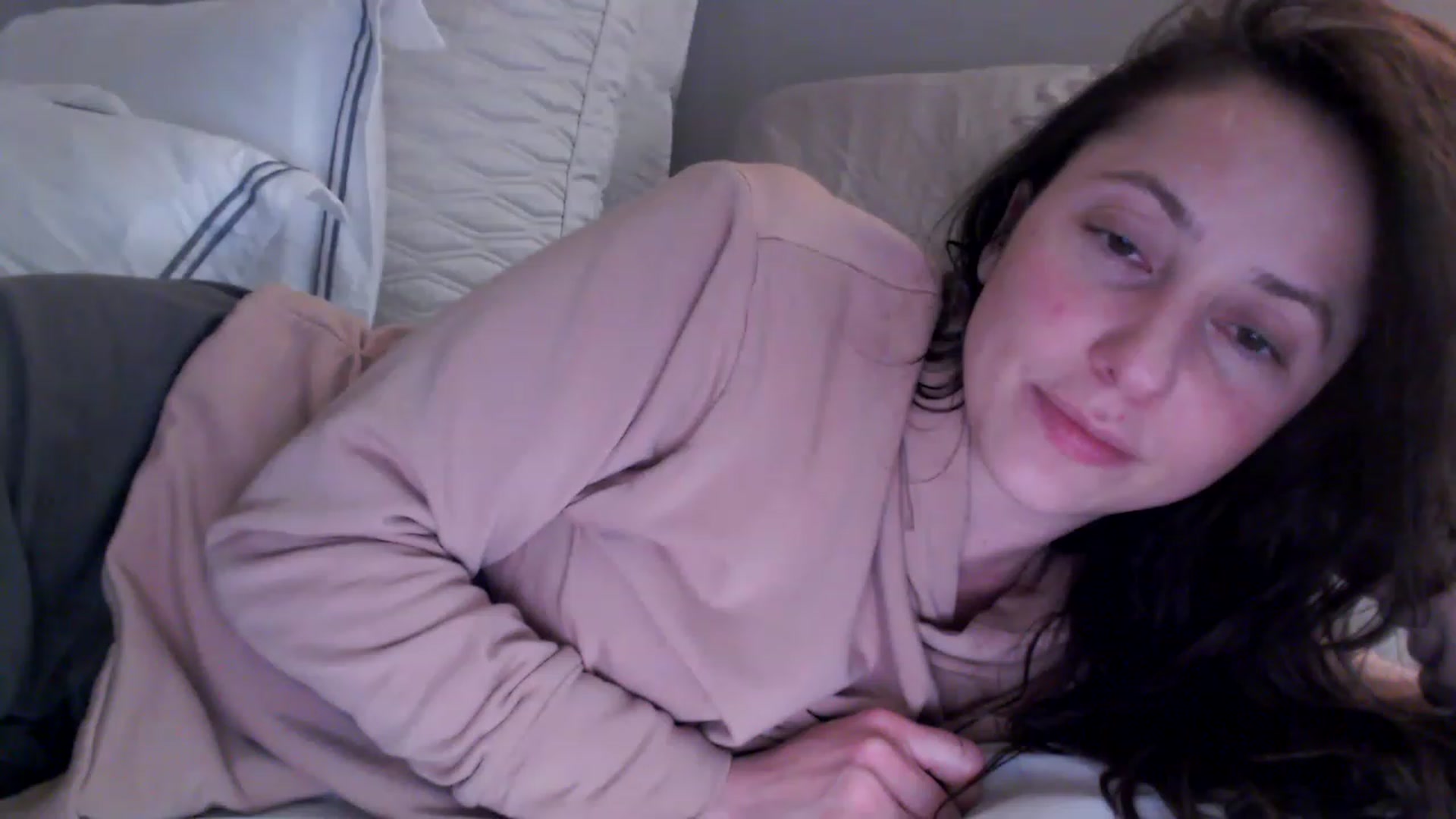 Gallery image thumbnail from Lust_4_Life's myfreecams stream on, 02/06/2023, 24:32 image 9 of 20