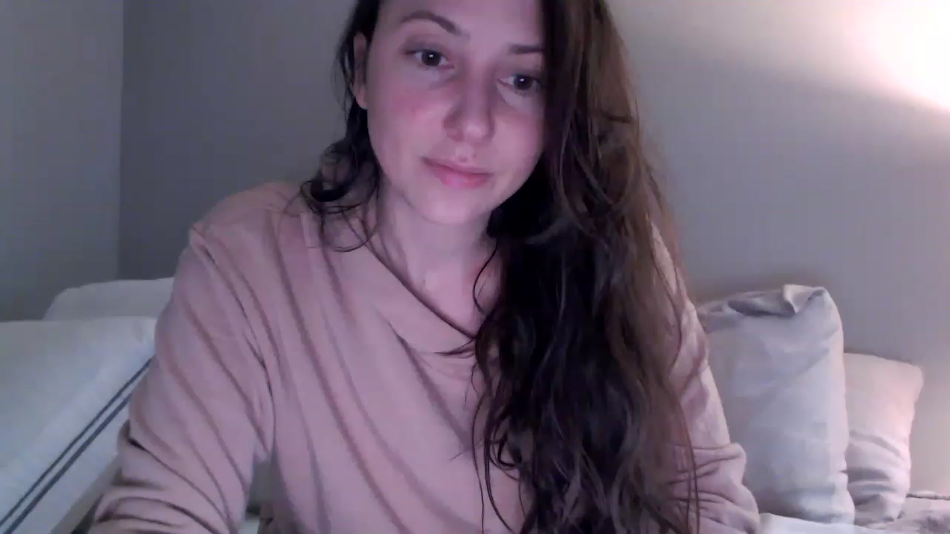 Gallery image thumbnail from Lust_4_Life's myfreecams stream on, 02/06/2023, 24:32 image 8 of 20