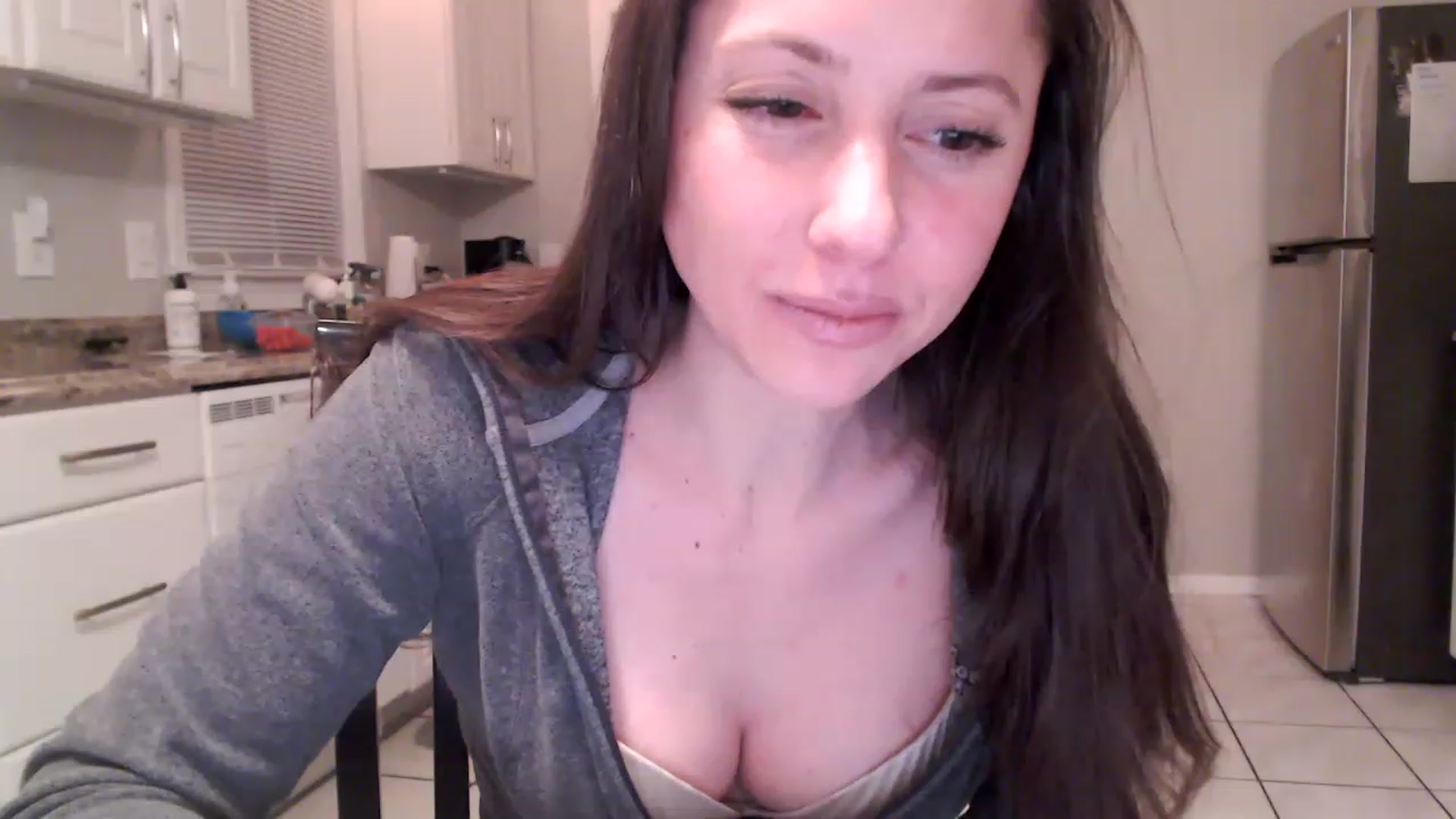 Gallery image thumbnail from Lust_4_Life's myfreecams stream on, 02/12/2023, 24:08 image 13 of 20