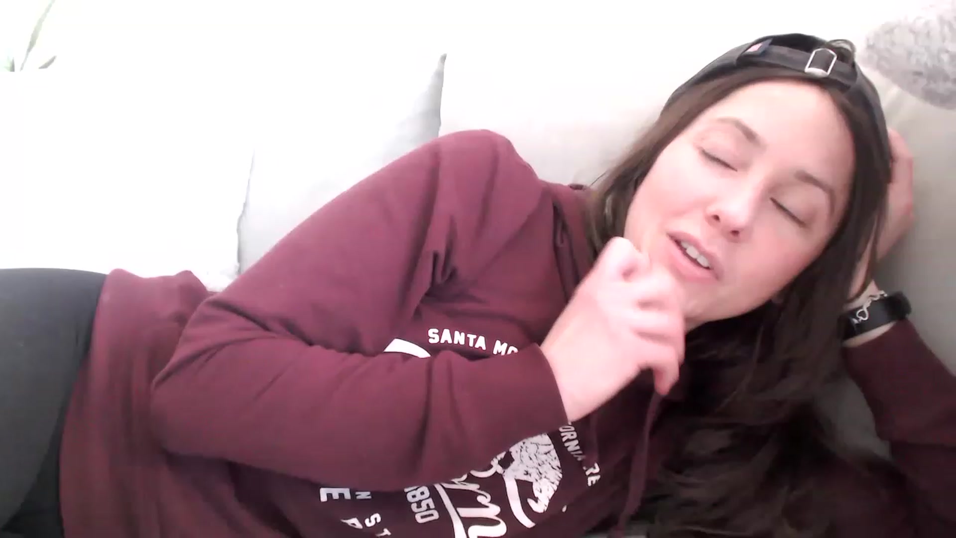 Gallery image thumbnail from Lust_4_Life's myfreecams stream on, 02/12/2023, 22:23 image 6 of 20