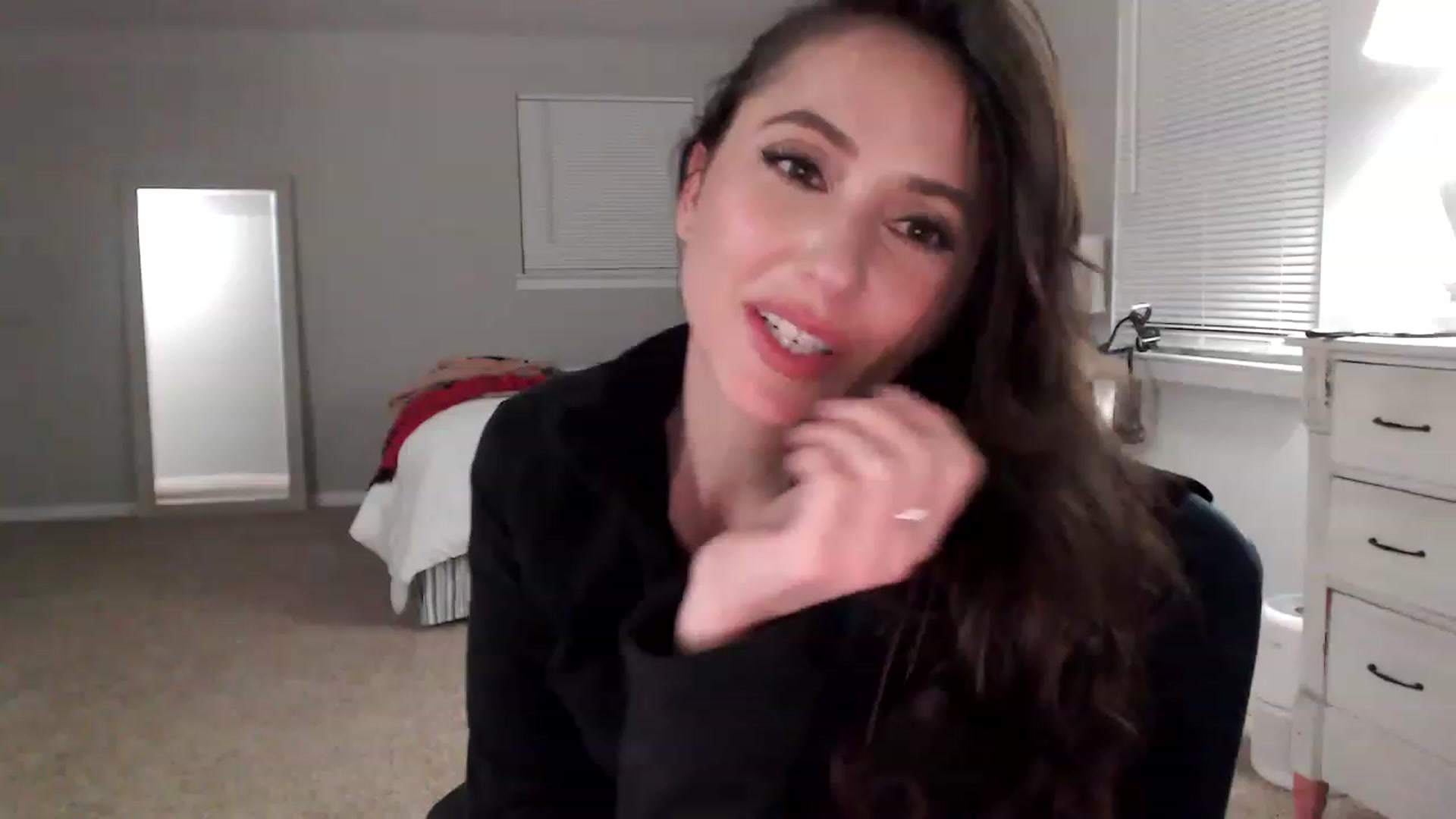 Gallery image thumbnail from Lust_4_Life's myfreecams stream on, 02/16/2023, 24:06 image 20 of 20