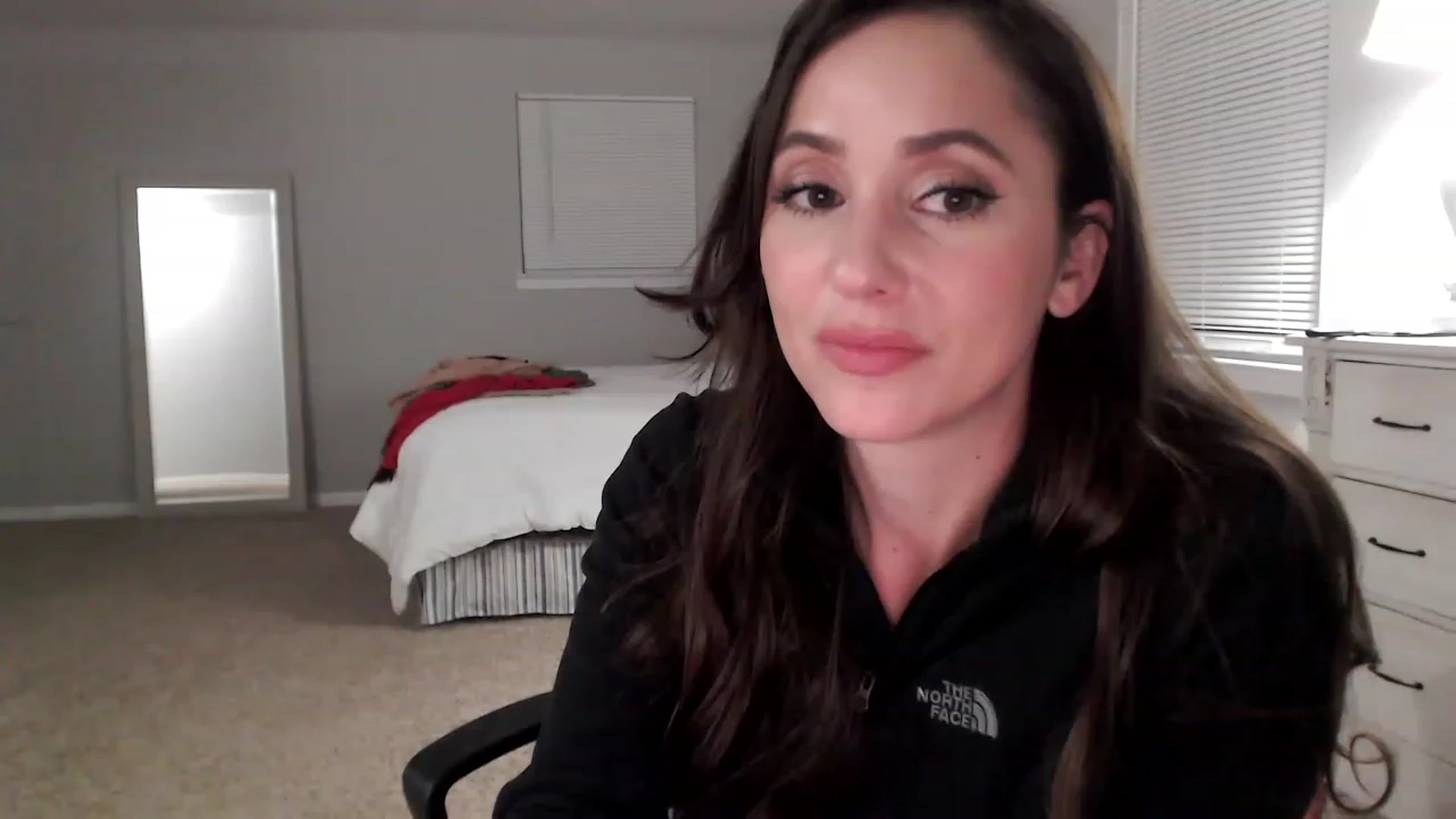 Gallery image thumbnail from Lust_4_Life's myfreecams stream on, 02/16/2023, 24:06 image 10 of 20