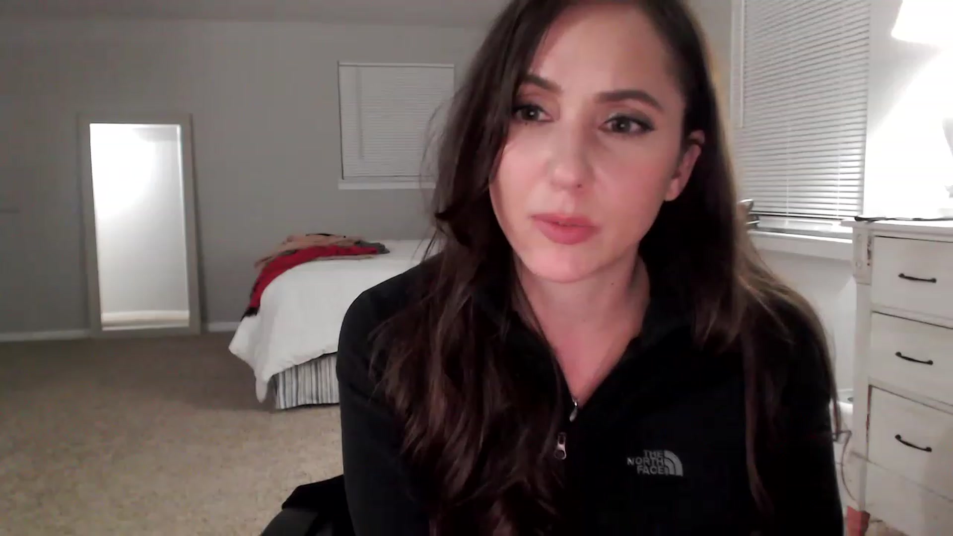 Gallery image thumbnail from Lust_4_Life's myfreecams stream on, 02/16/2023, 24:06 image 13 of 20