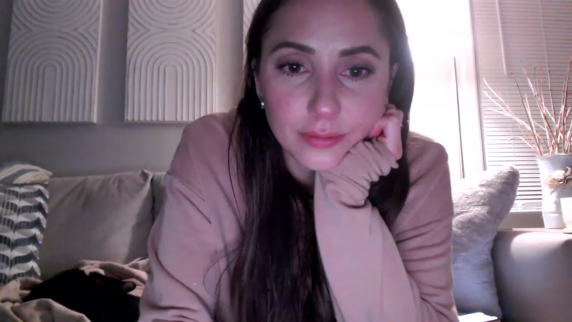 Gallery image thumbnail from Lust_4_Life's myfreecams stream on, 02/23/2023, 01:05 image 17 of 20
