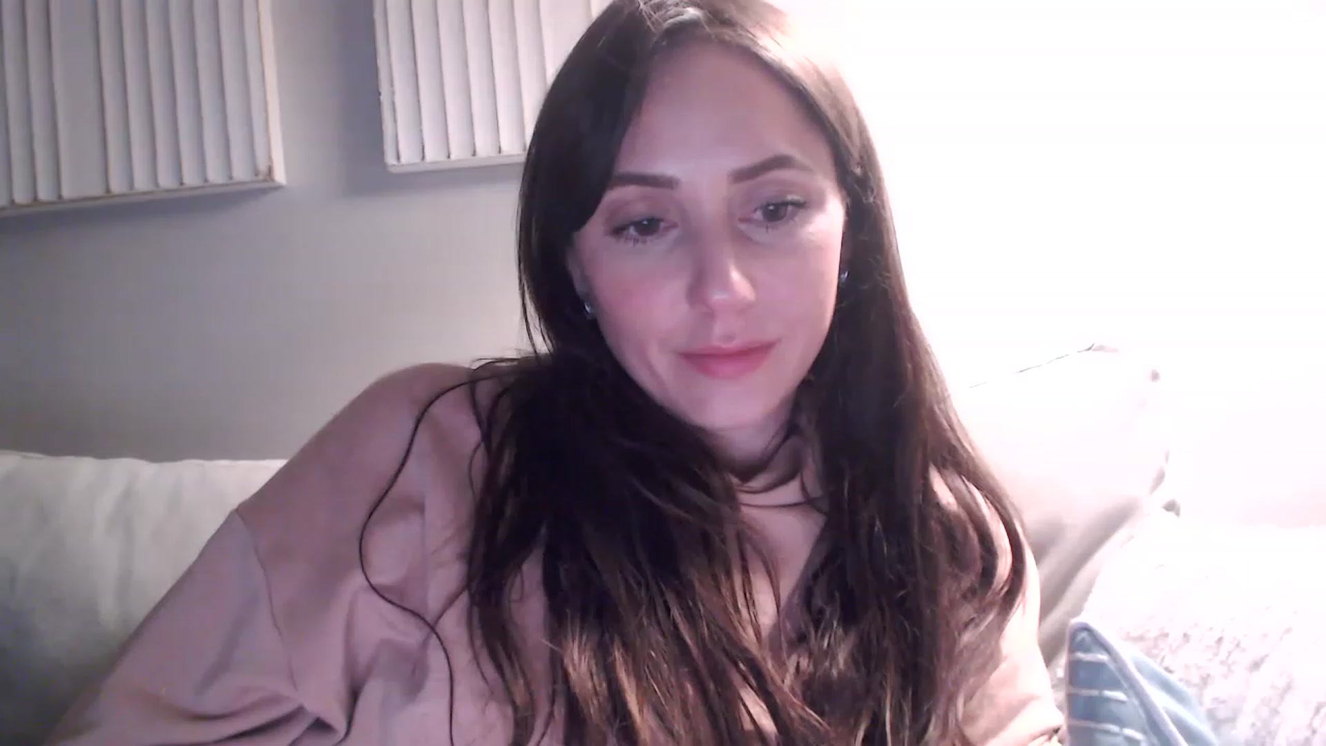 Gallery image thumbnail from Lust_4_Life's myfreecams stream on, 02/23/2023, 01:48 image 11 of 20