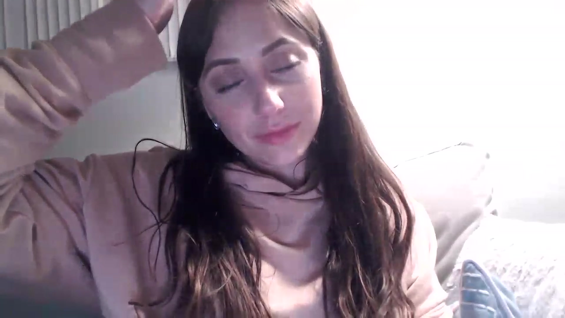 Gallery image thumbnail from Lust_4_Life's myfreecams stream on, 02/23/2023, 01:48 image 5 of 20