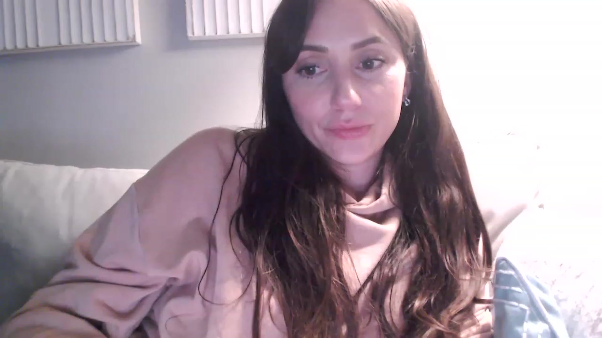 Gallery image thumbnail from Lust_4_Life's myfreecams stream on, 02/23/2023, 01:48 image 15 of 20
