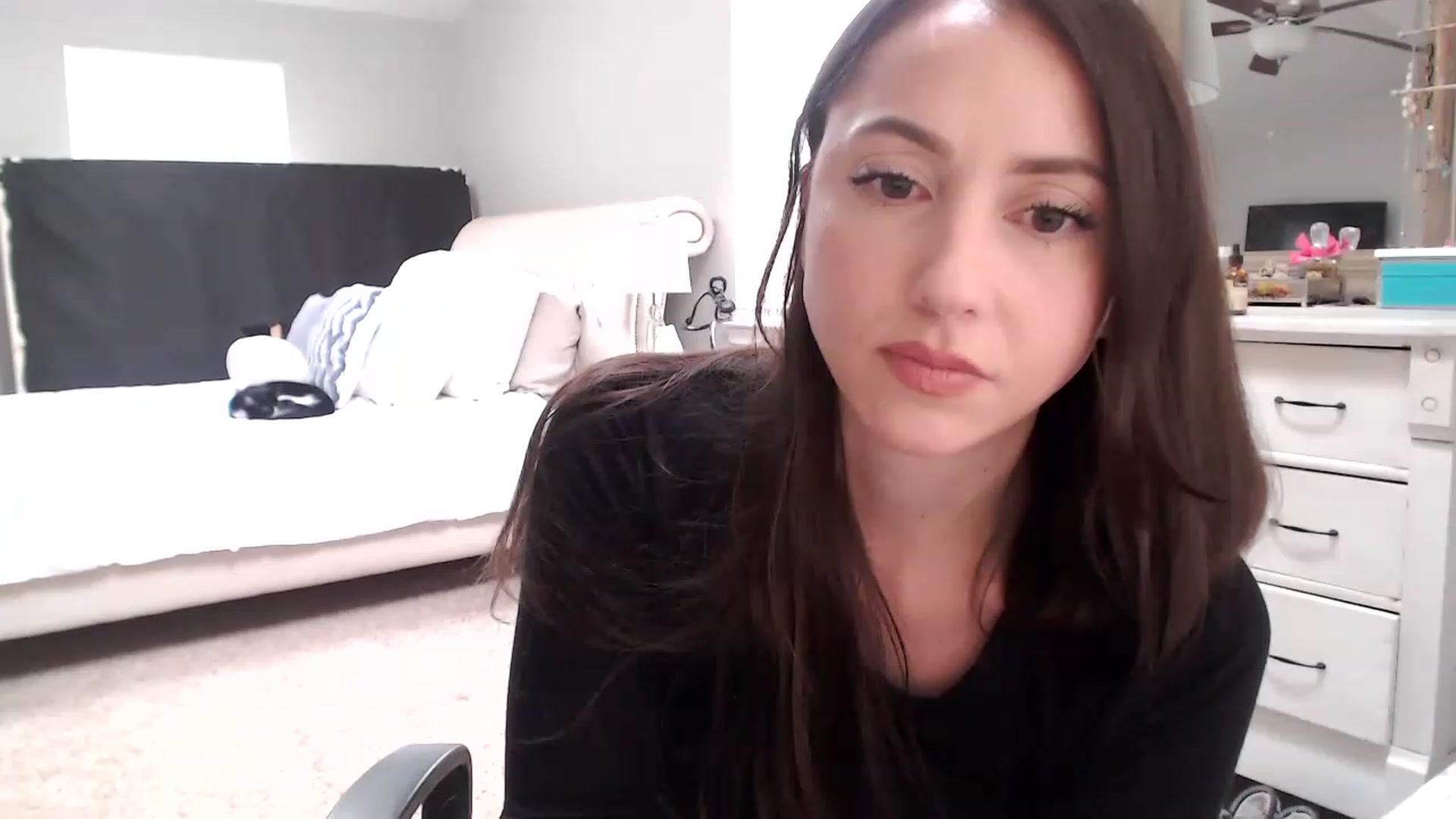 Gallery image thumbnail from Lust_4_Life's myfreecams stream on, 02/25/2023, 21:52 image 9 of 20