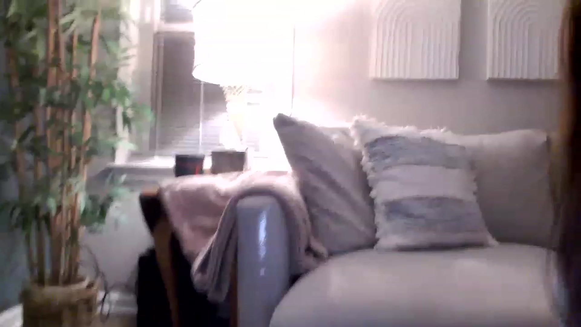 Gallery image thumbnail from Lust_4_Life's myfreecams stream on, 03/04/2023, 24:59 image 18 of 20