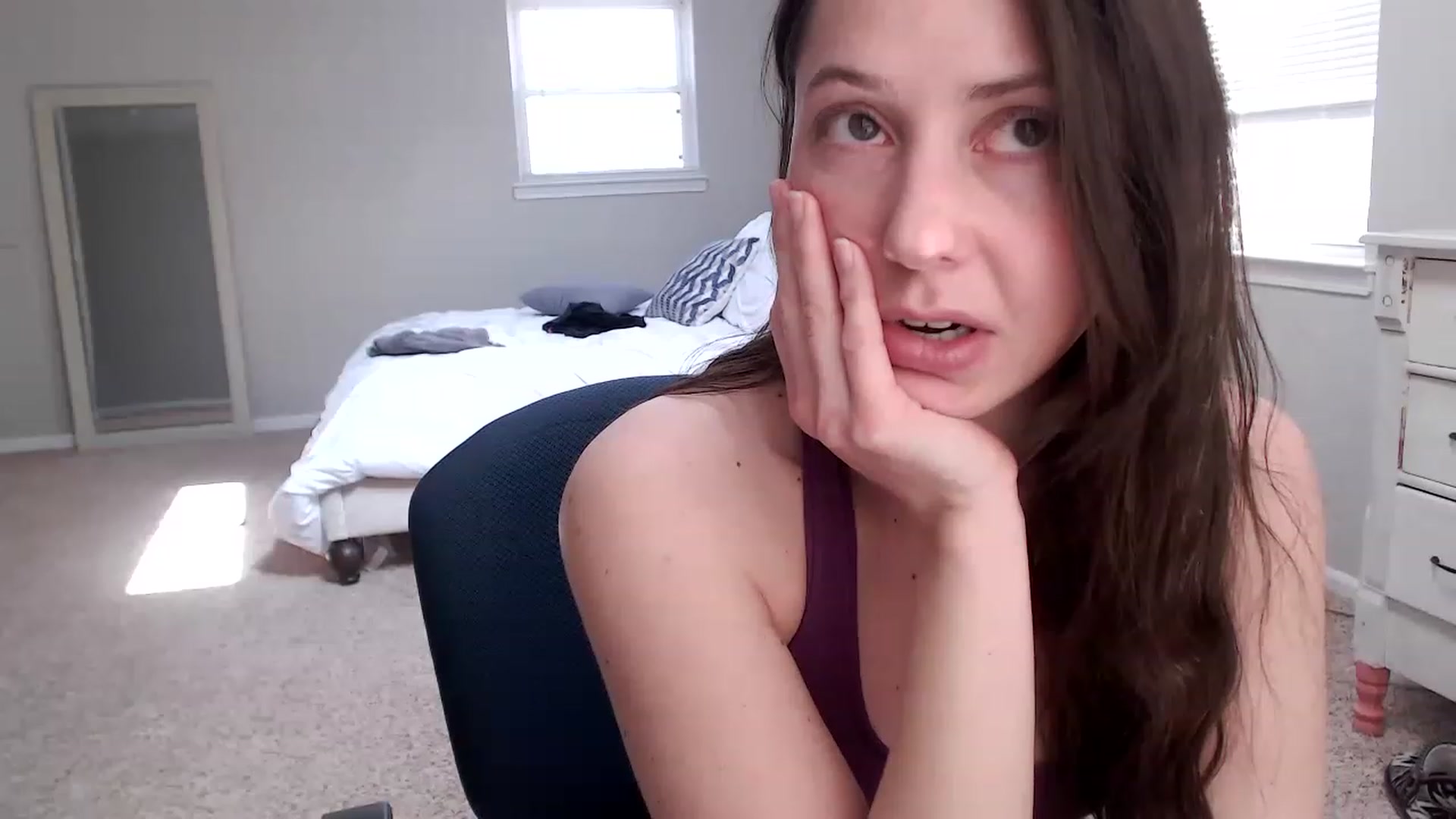 Gallery image thumbnail from Lust_4_Life's myfreecams stream on, 03/05/2023, 17:44 image 15 of 20