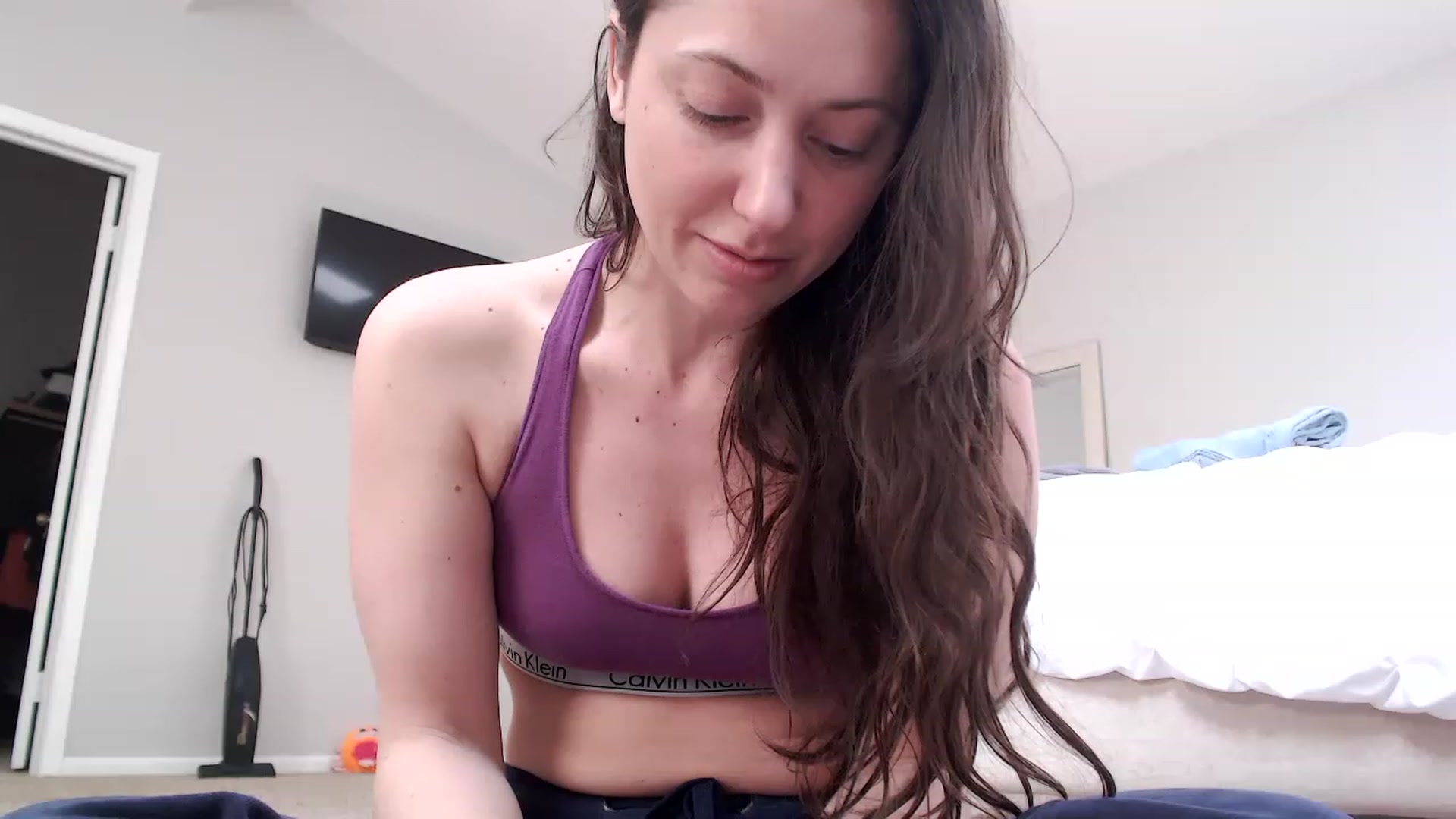 Gallery image thumbnail from Lust_4_Life's myfreecams stream on, 03/05/2023, 17:44 image 12 of 20