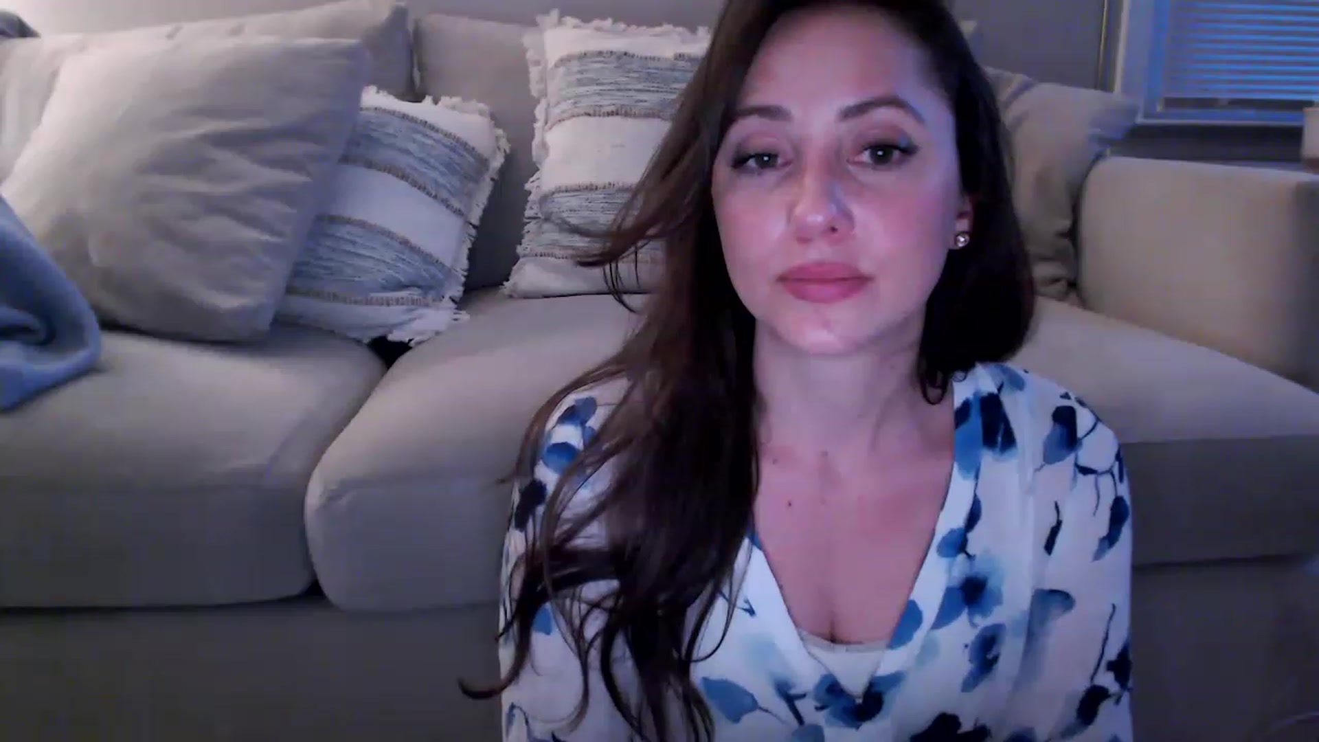Gallery image thumbnail from Lust_4_Life's myfreecams stream on, 03/08/2023, 23:54 image 10 of 20