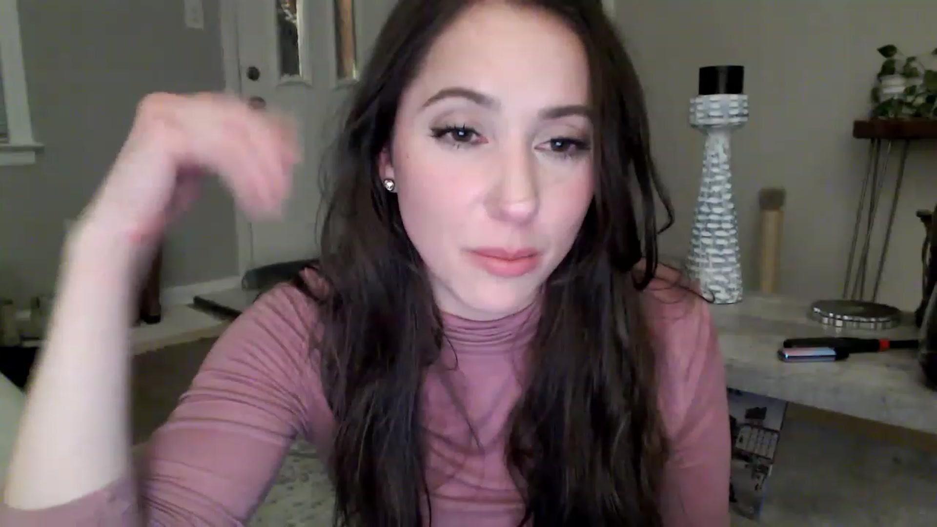 Gallery image thumbnail from Lust_4_Life's myfreecams stream on, 03/11/2023, 01:40 image 4 of 20