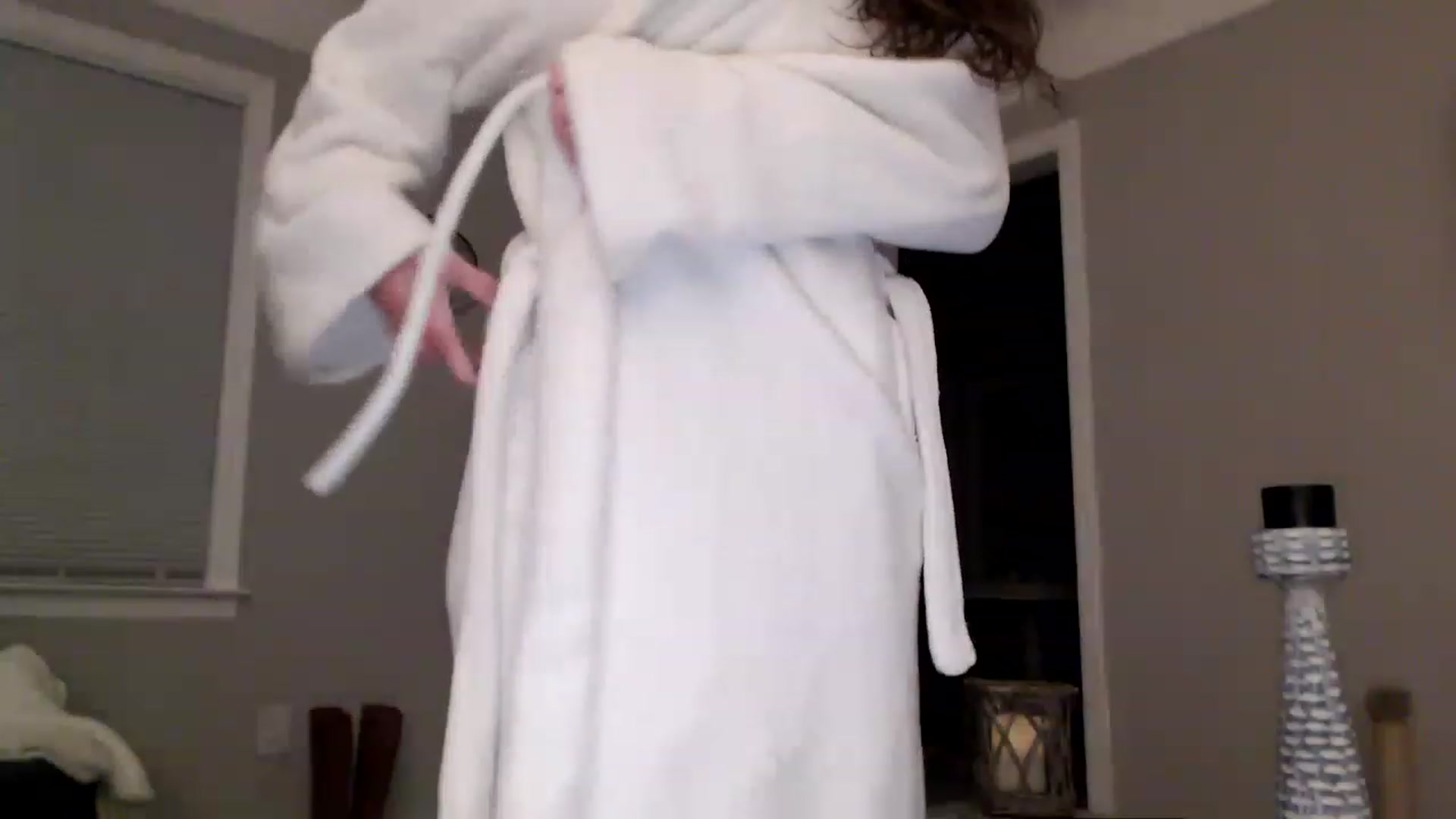 Gallery image thumbnail from Lust_4_Life's myfreecams stream on, 03/11/2023, 01:40 image 17 of 20