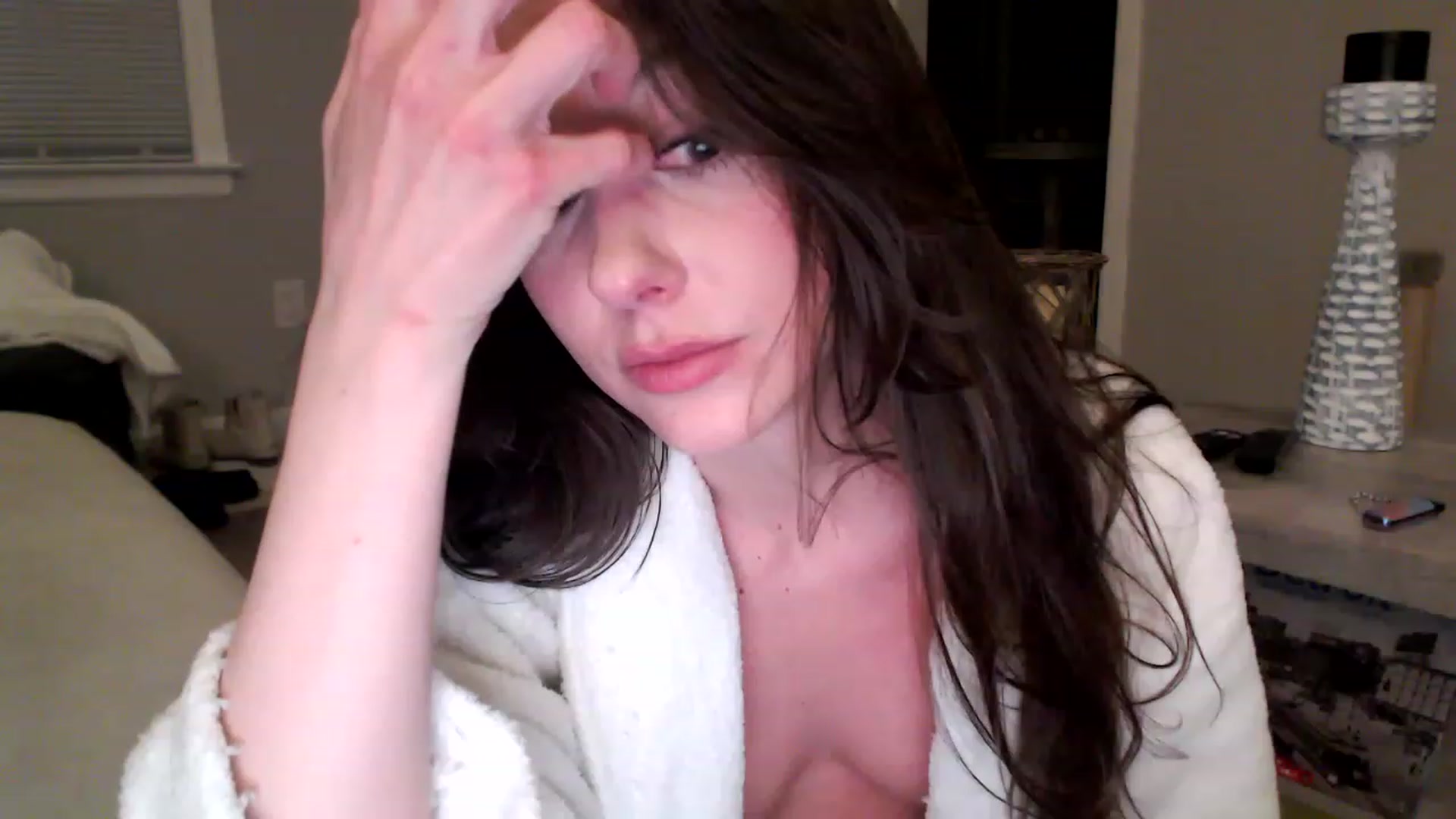 Gallery image thumbnail from Lust_4_Life's myfreecams stream on, 03/11/2023, 01:40 image 14 of 20