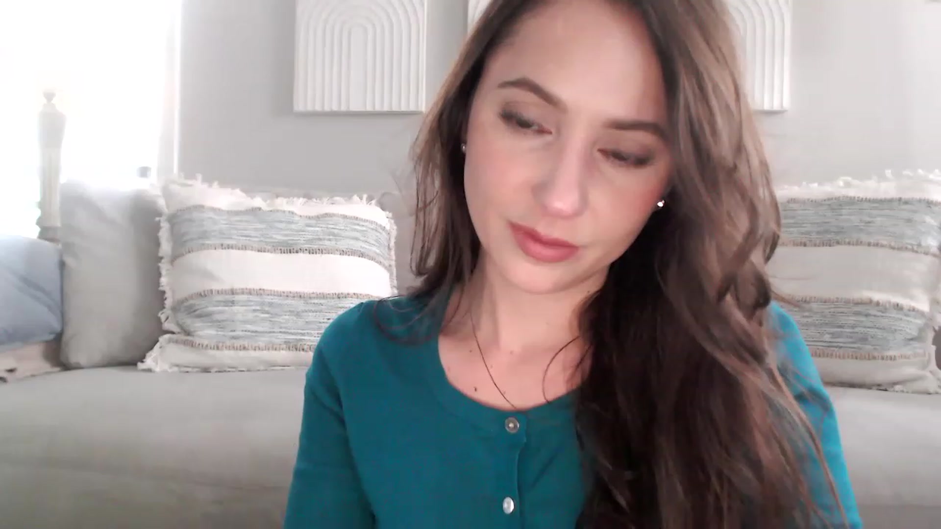 Gallery image thumbnail from Lust_4_Life's myfreecams stream on, 03/13/2023, 23:27 image 6 of 20