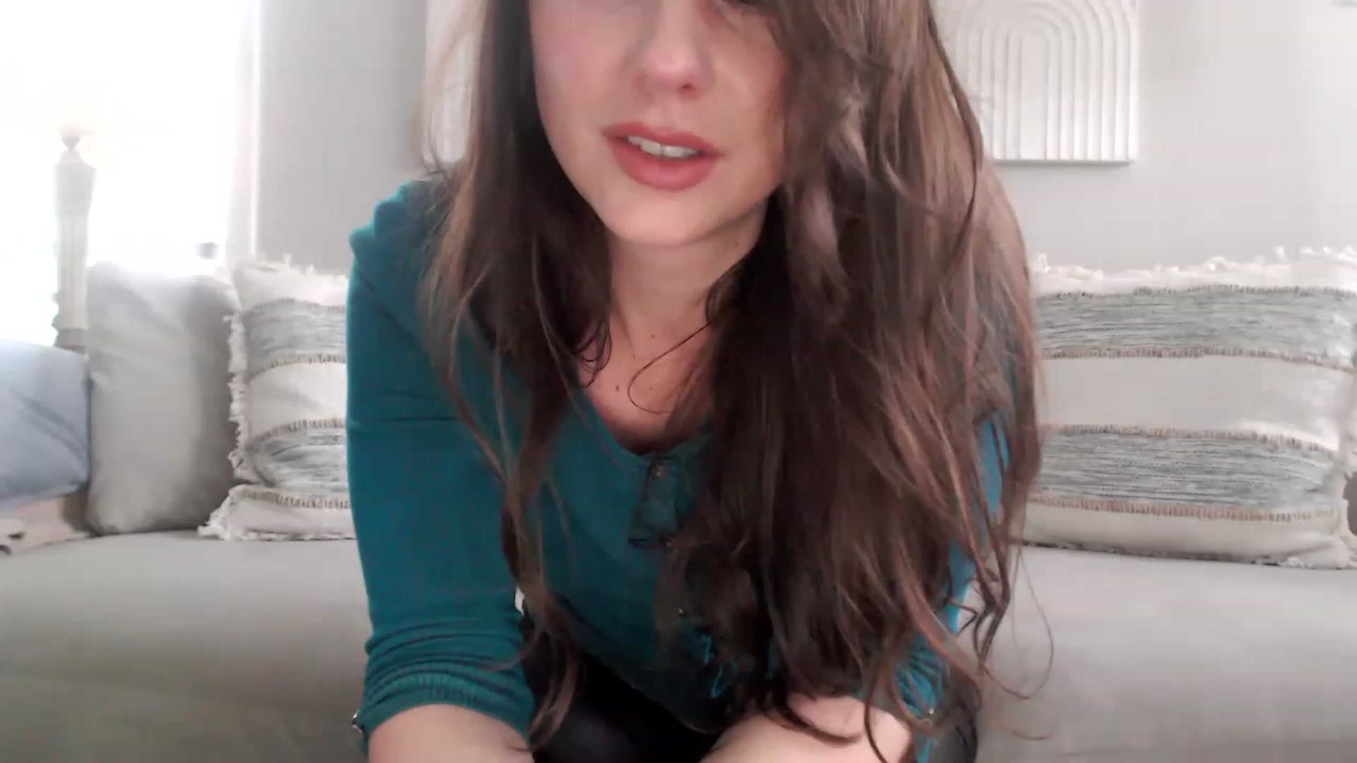 Gallery image thumbnail from Lust_4_Life's myfreecams stream on, 03/13/2023, 23:27 image 7 of 20
