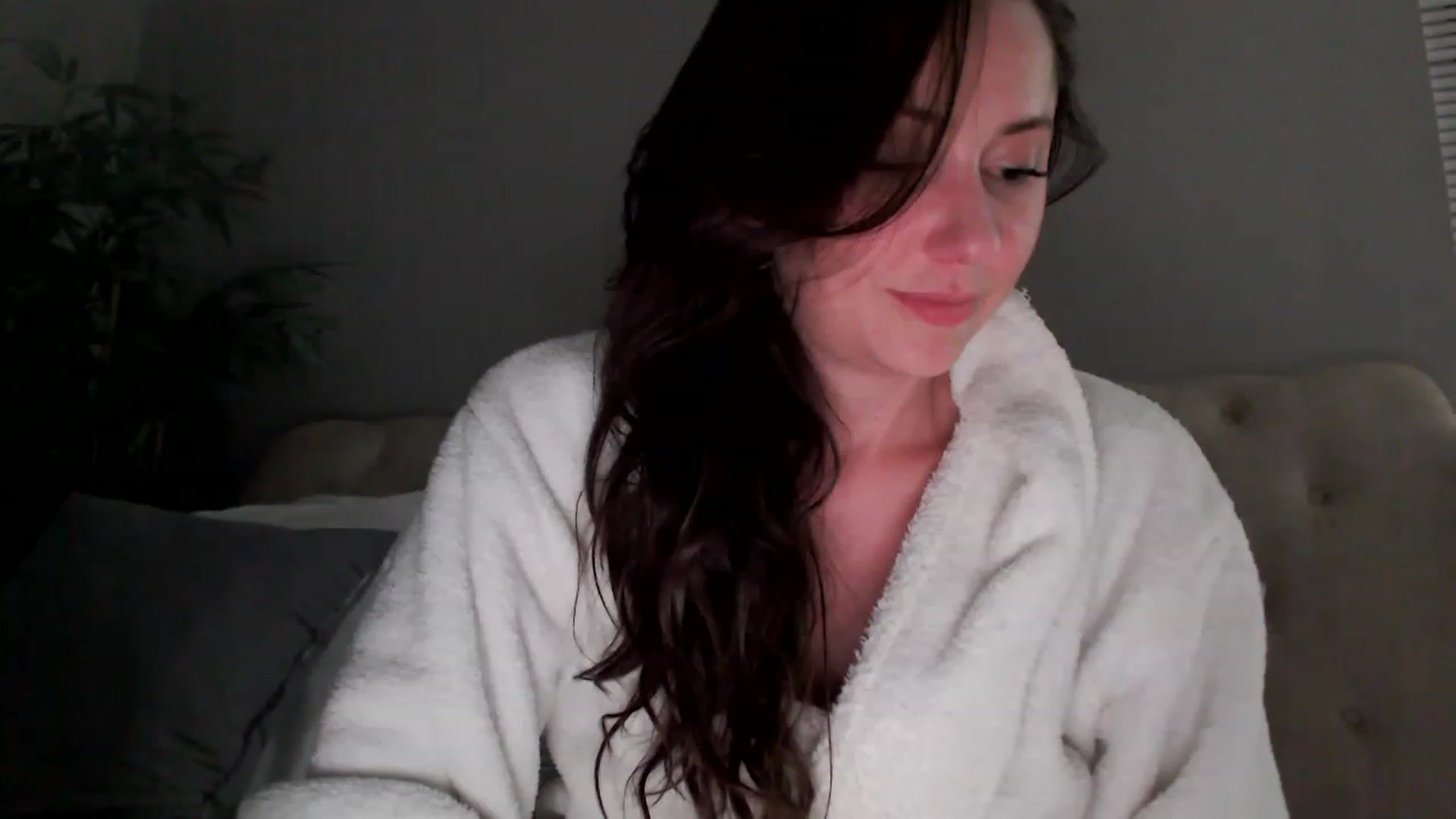 Gallery image thumbnail from Lust_4_Life's myfreecams stream on, 03/16/2023, 01:06 image 1 of 20