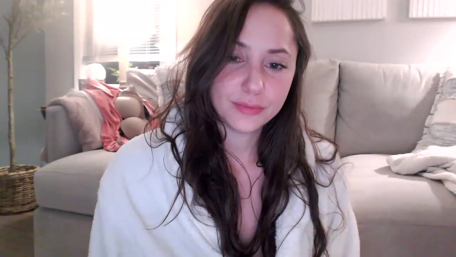 Gallery image thumbnail from Lust_4_Life's myfreecams stream on, 03/16/2023, 01:06 image 18 of 20