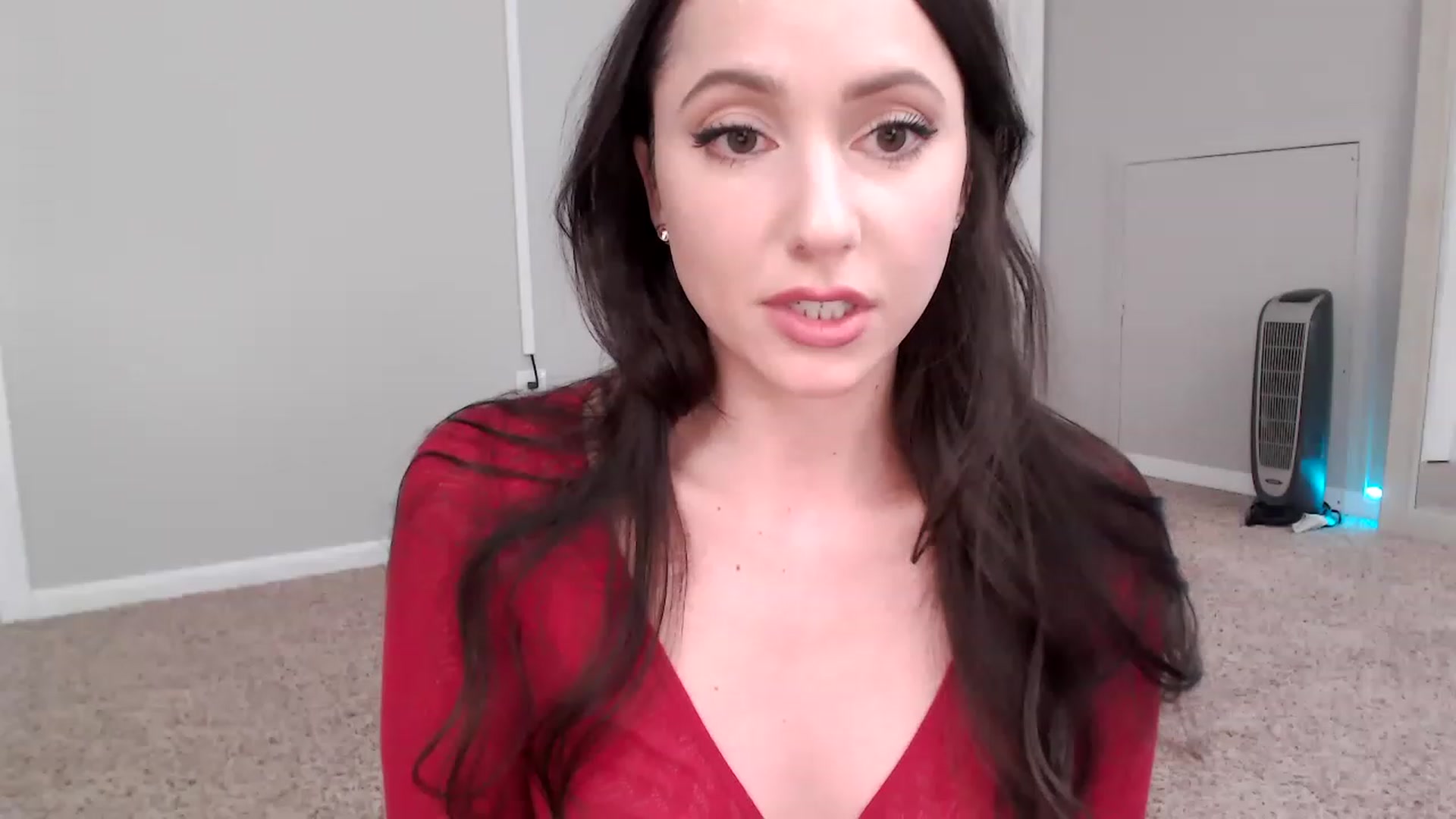 Gallery image thumbnail from Lust_4_Life's myfreecams stream on, 03/25/2023, 18:44 image 4 of 20