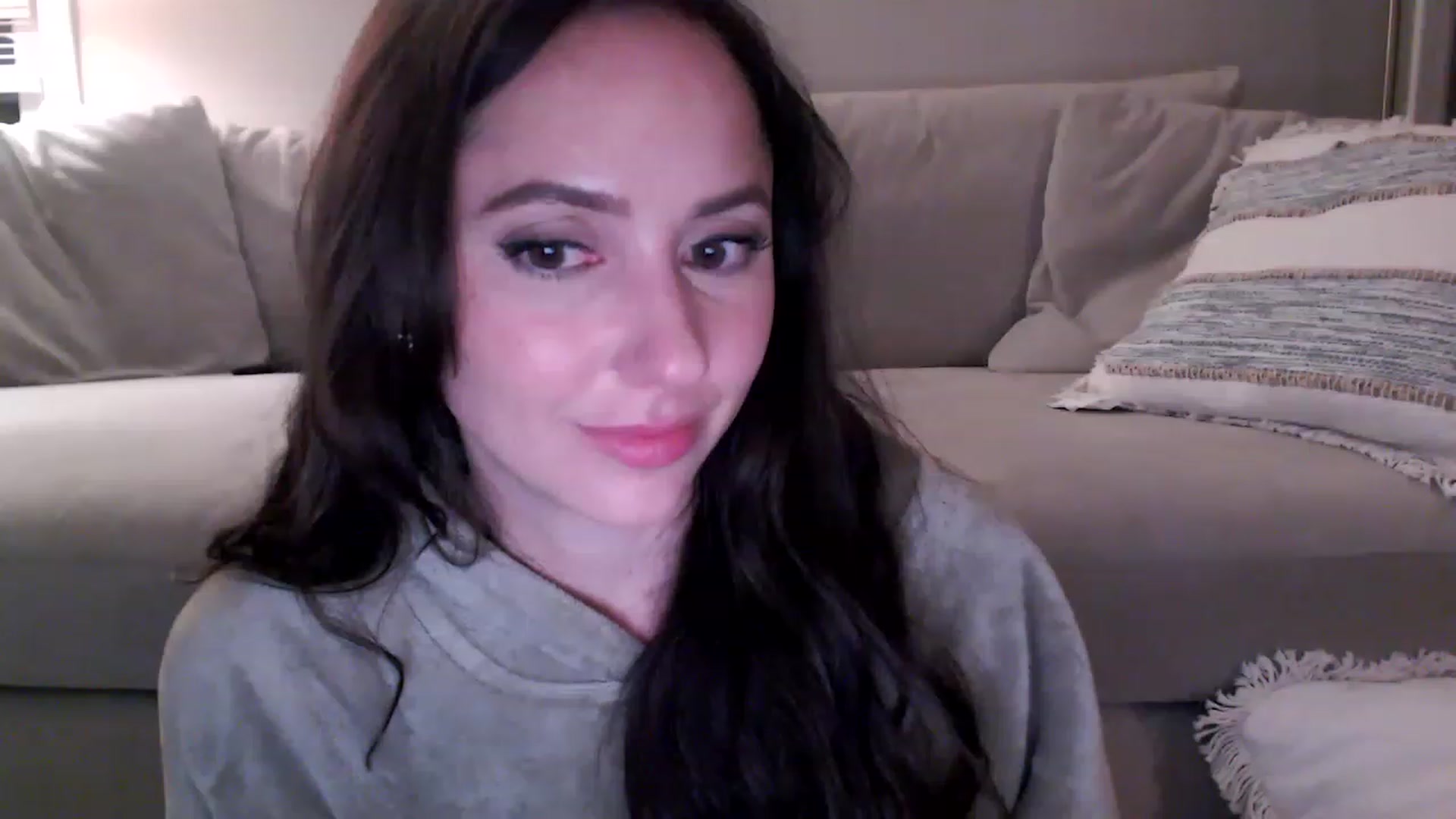 Gallery image thumbnail from Lust_4_Life's myfreecams stream on, 03/29/2023, 01:26 image 4 of 20